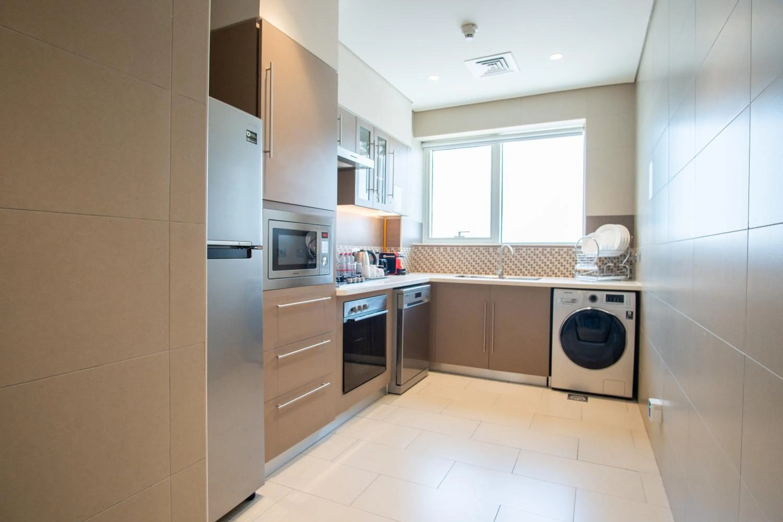 Kitchen or kitchenette in Jood Hotel Apartments