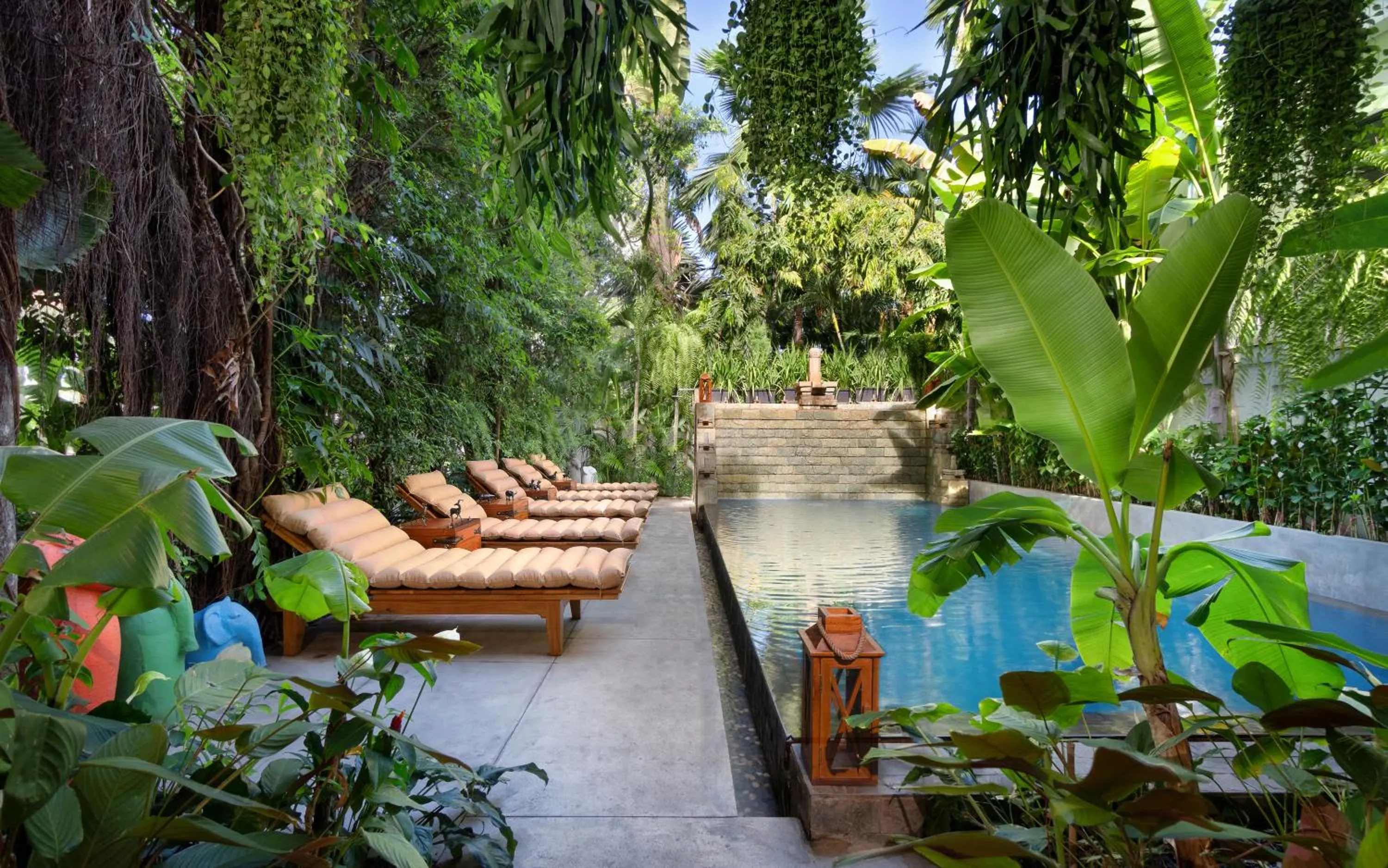 Swimming pool in The Community - Siem Reap