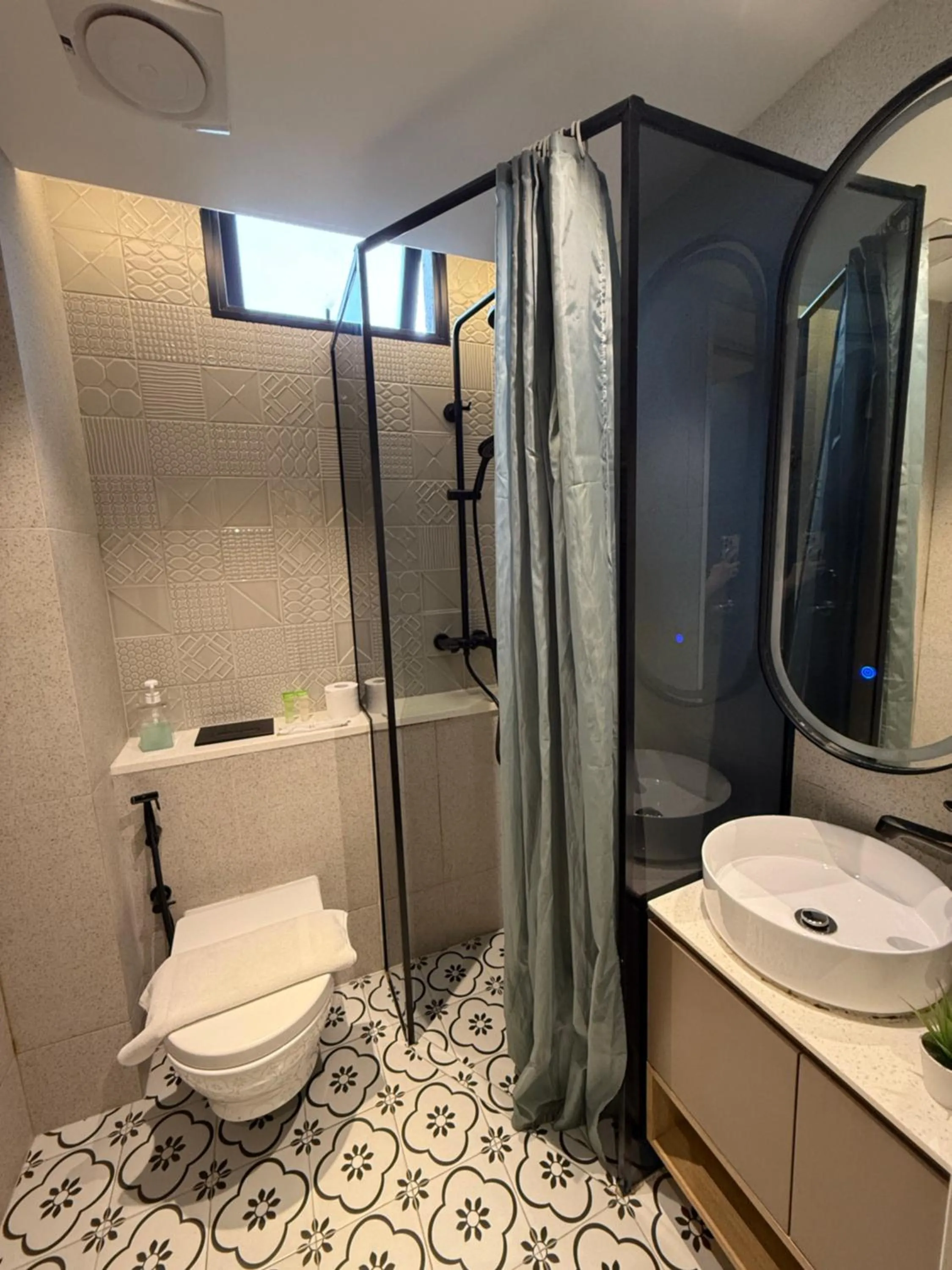 Shower in ISA Hotel Amber Road