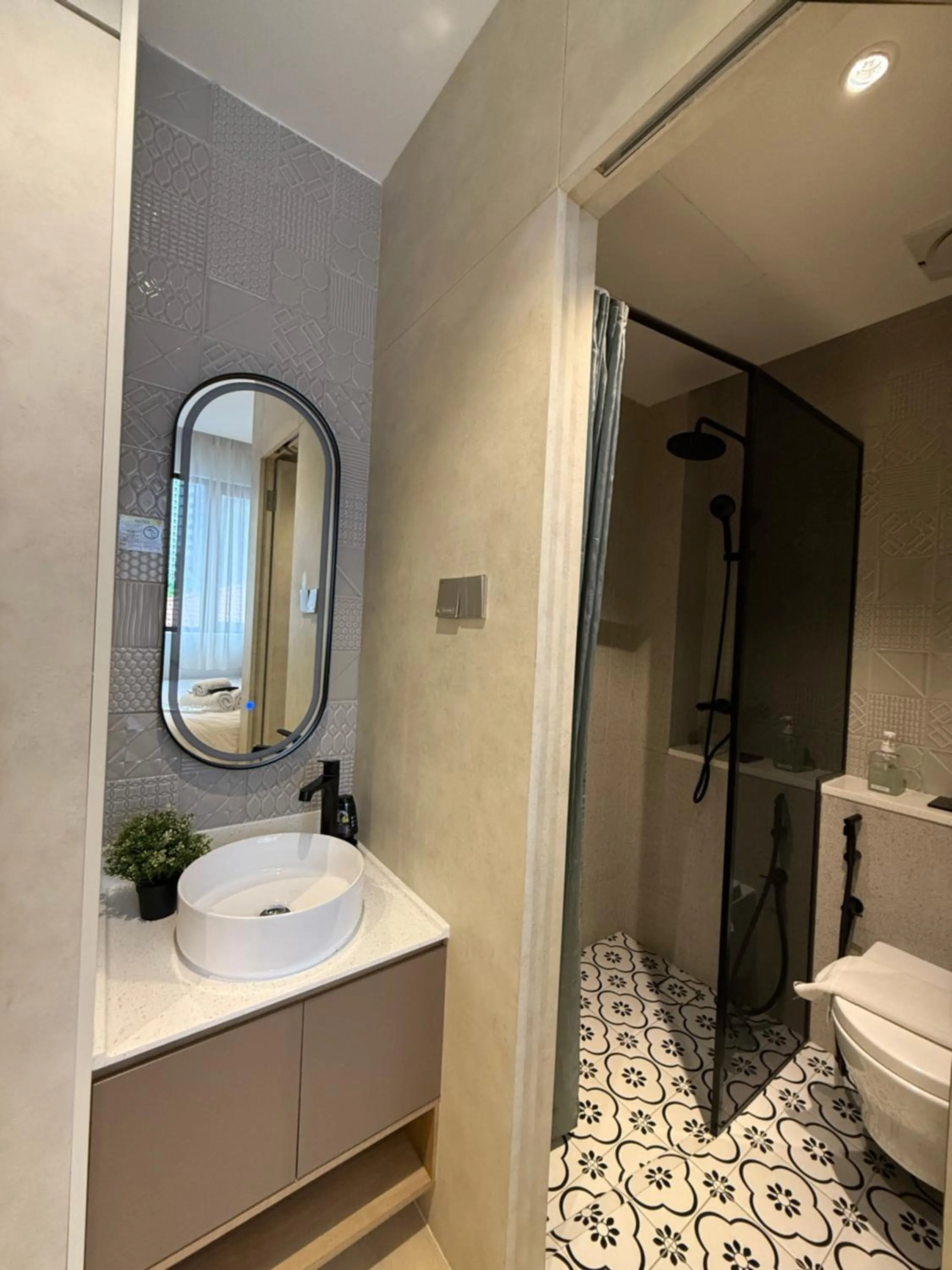 Shower in ISA Hotel Amber Road