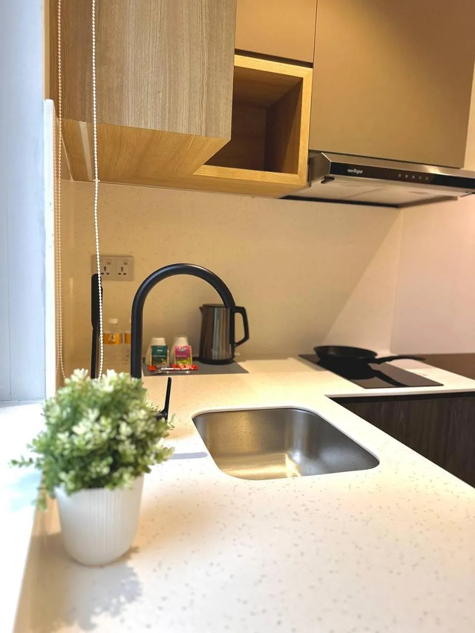 Kitchen or kitchenette in ISA Hotel Amber Road