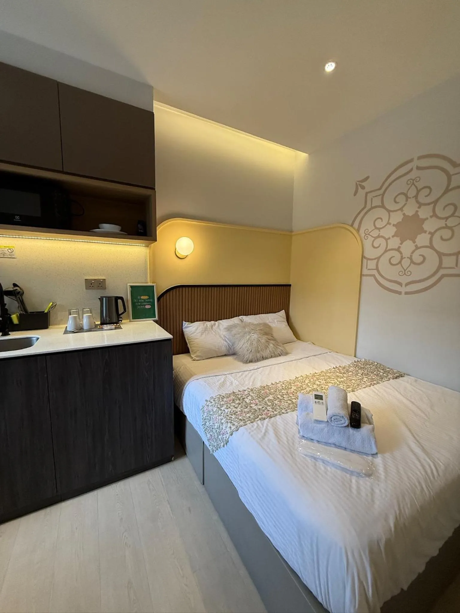 Bed in ISA Hotel Amber Road