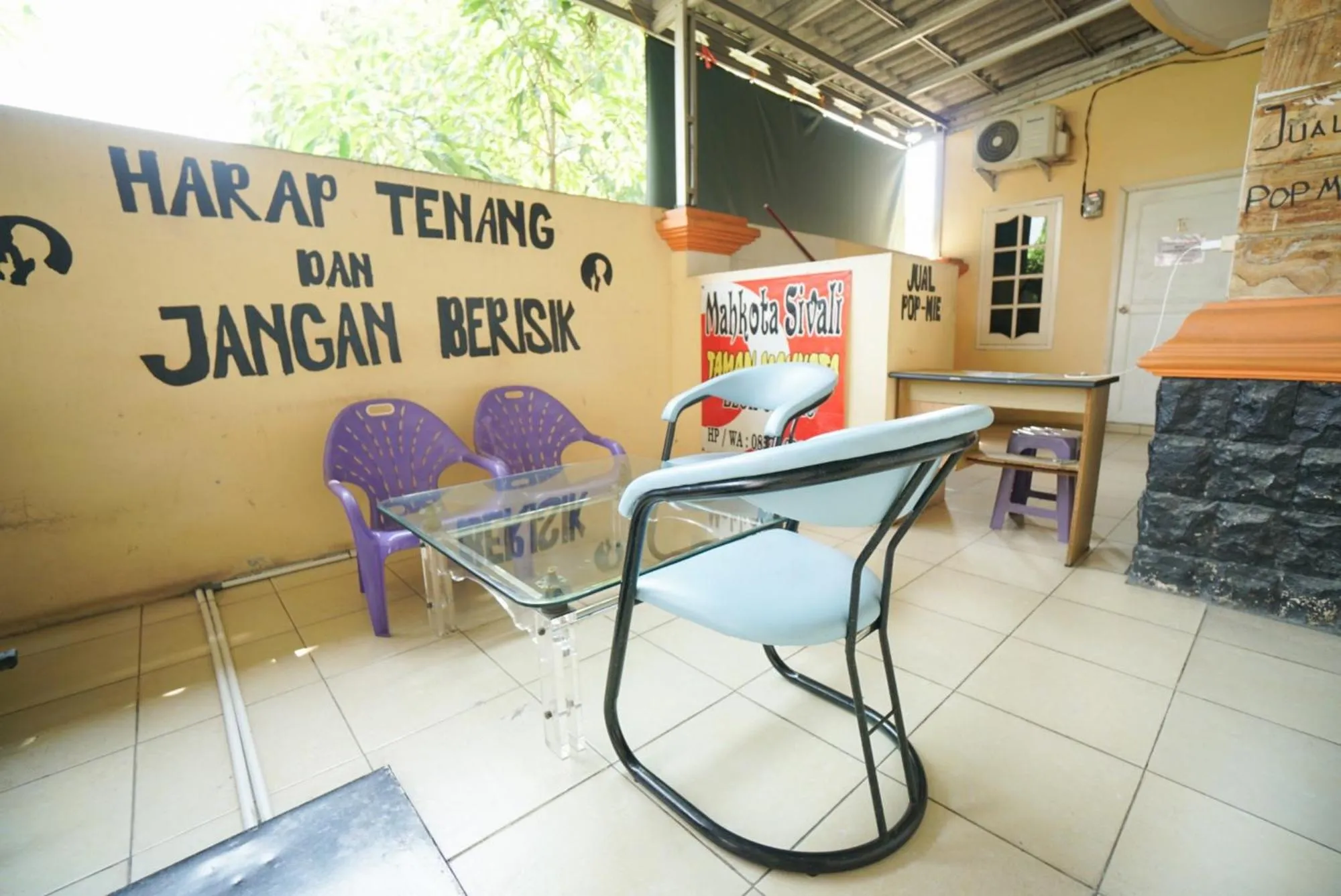 Property building in Mahkota Sivali near Soekarno Hatta Airport Mitra RedDoorz