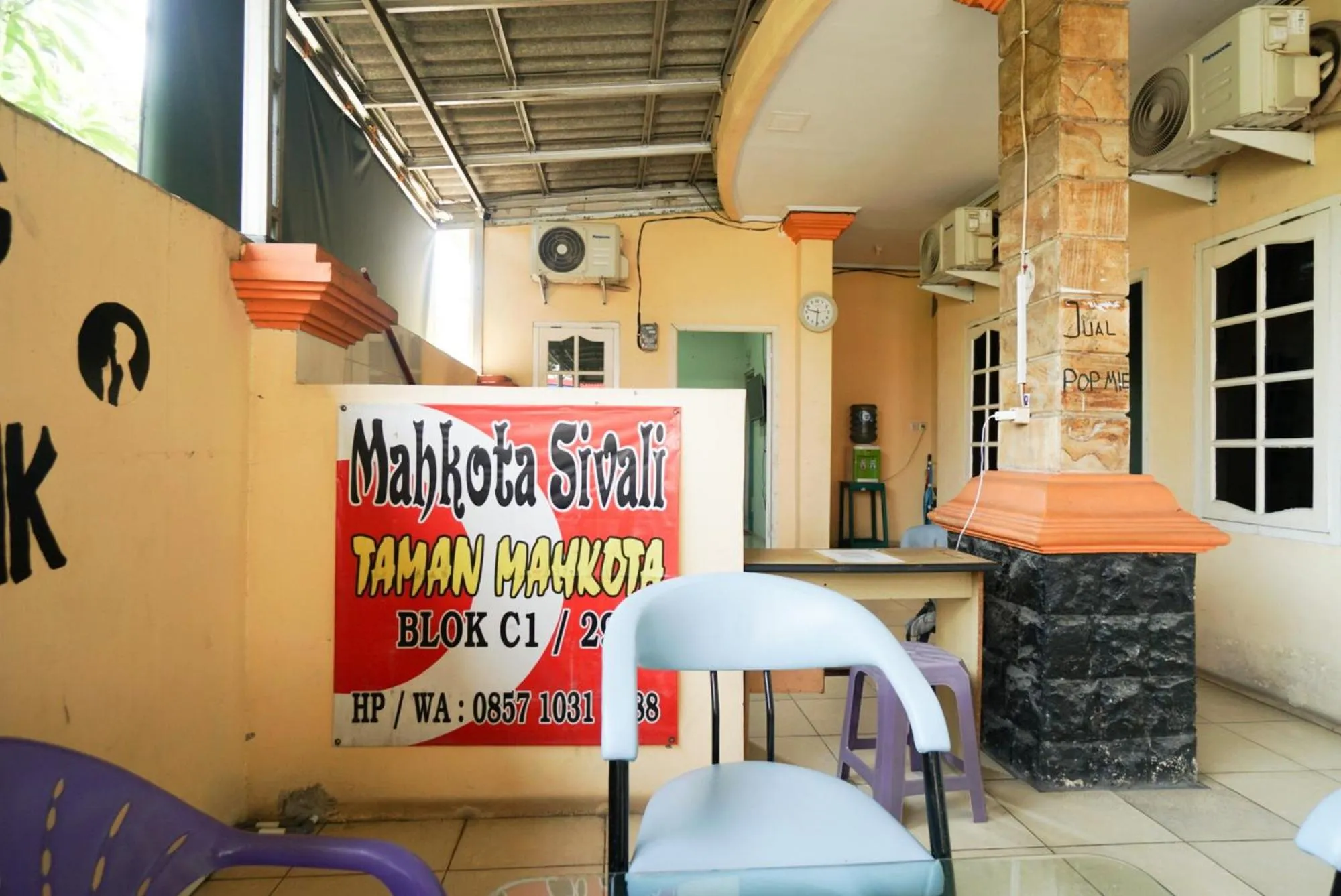 Property building in Mahkota Sivali near Soekarno Hatta Airport Mitra RedDoorz