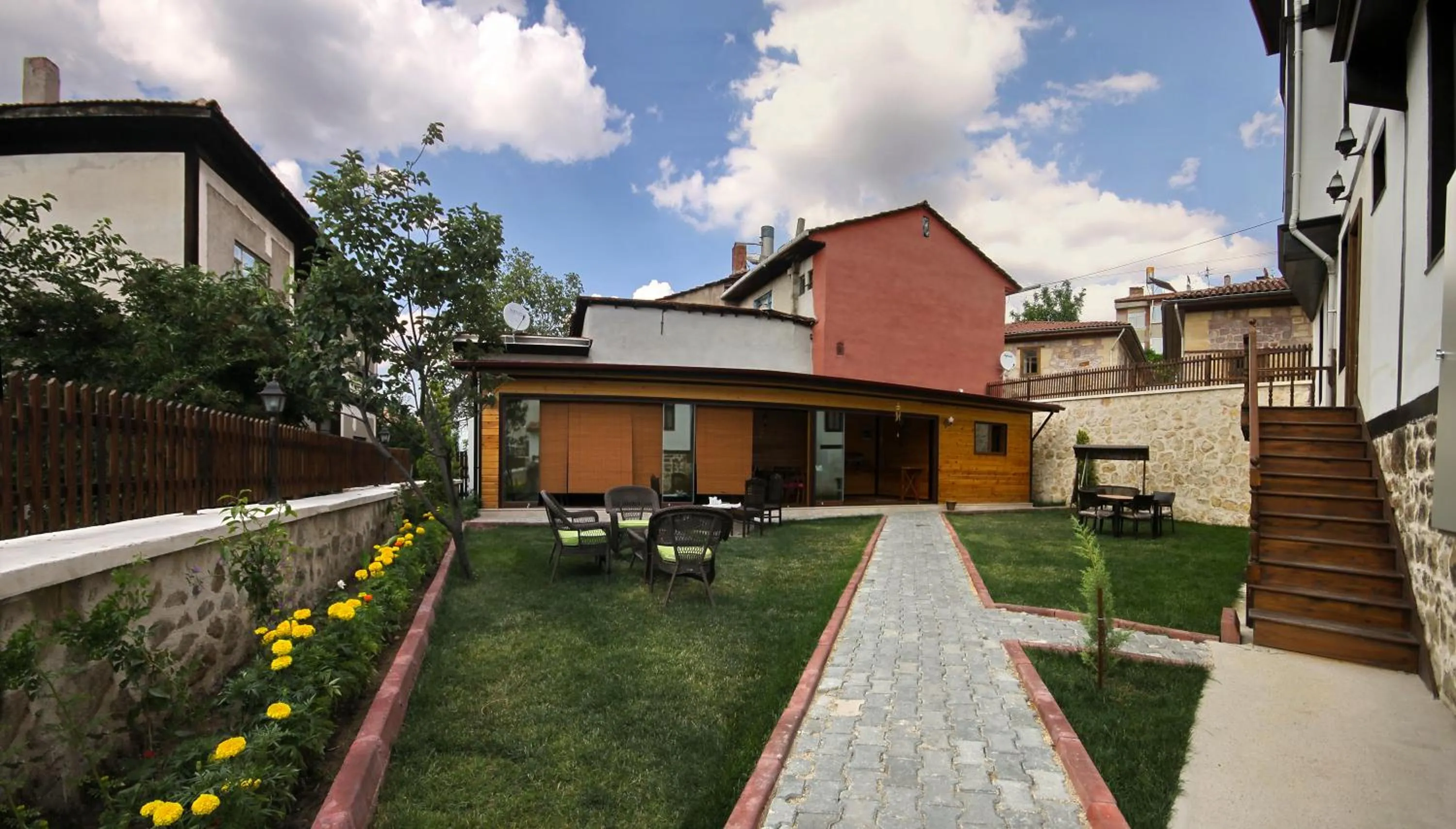 Garden in Kadıoğlu Konağı