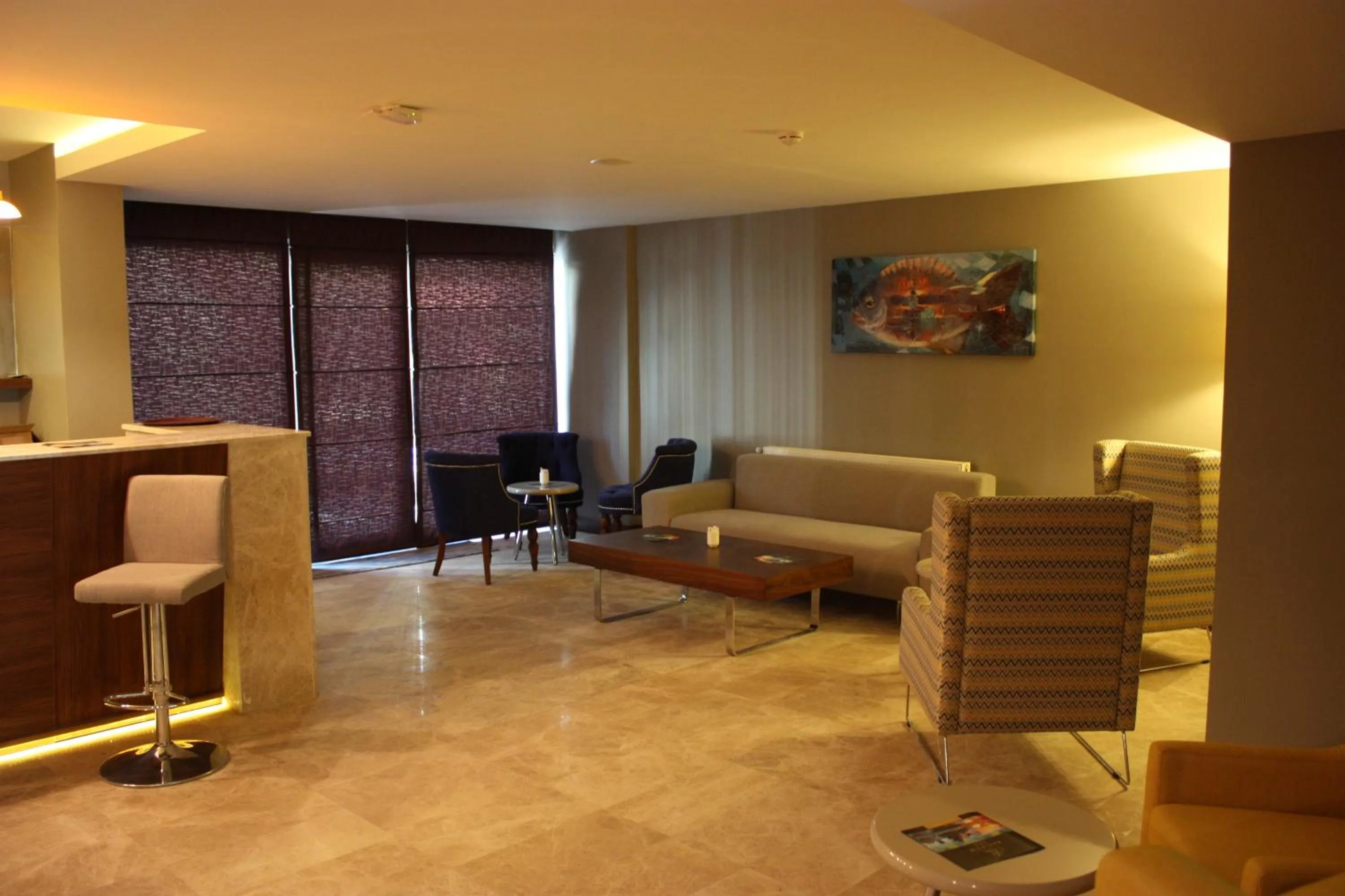 Coffee/tea facilities in Norton Hotel