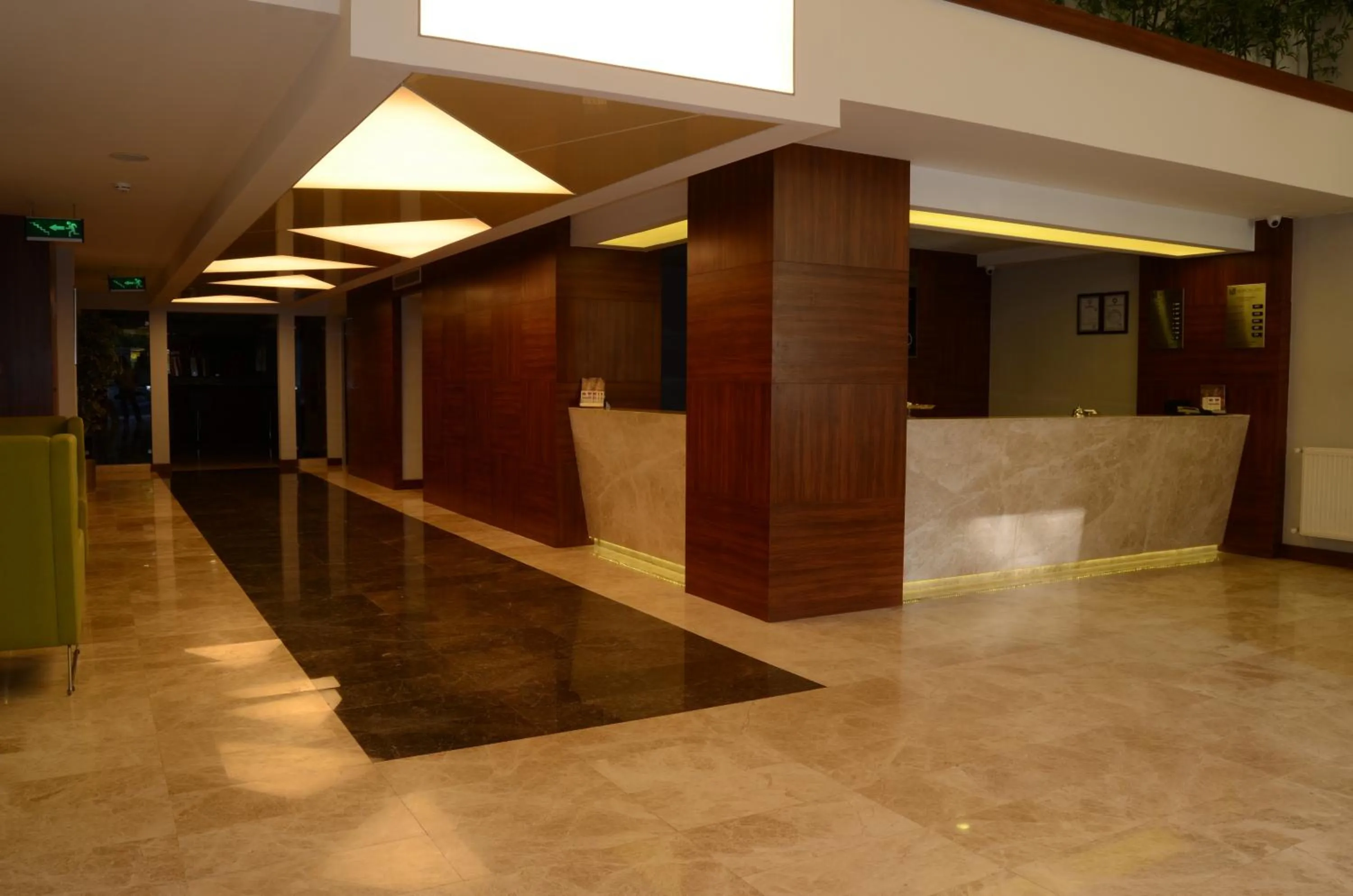 Lobby or reception in Norton Hotel