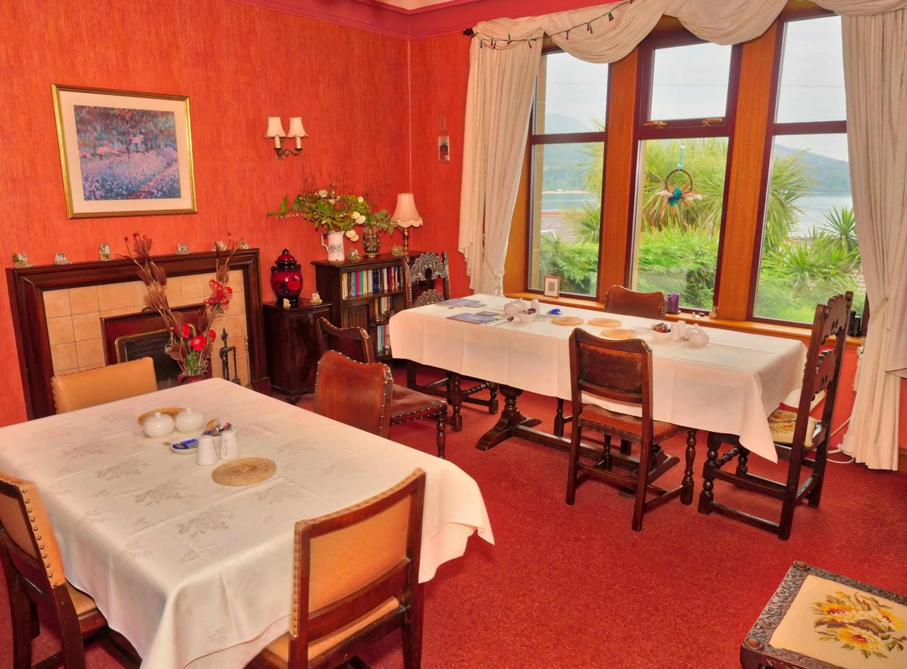 Dining area in Belvedere