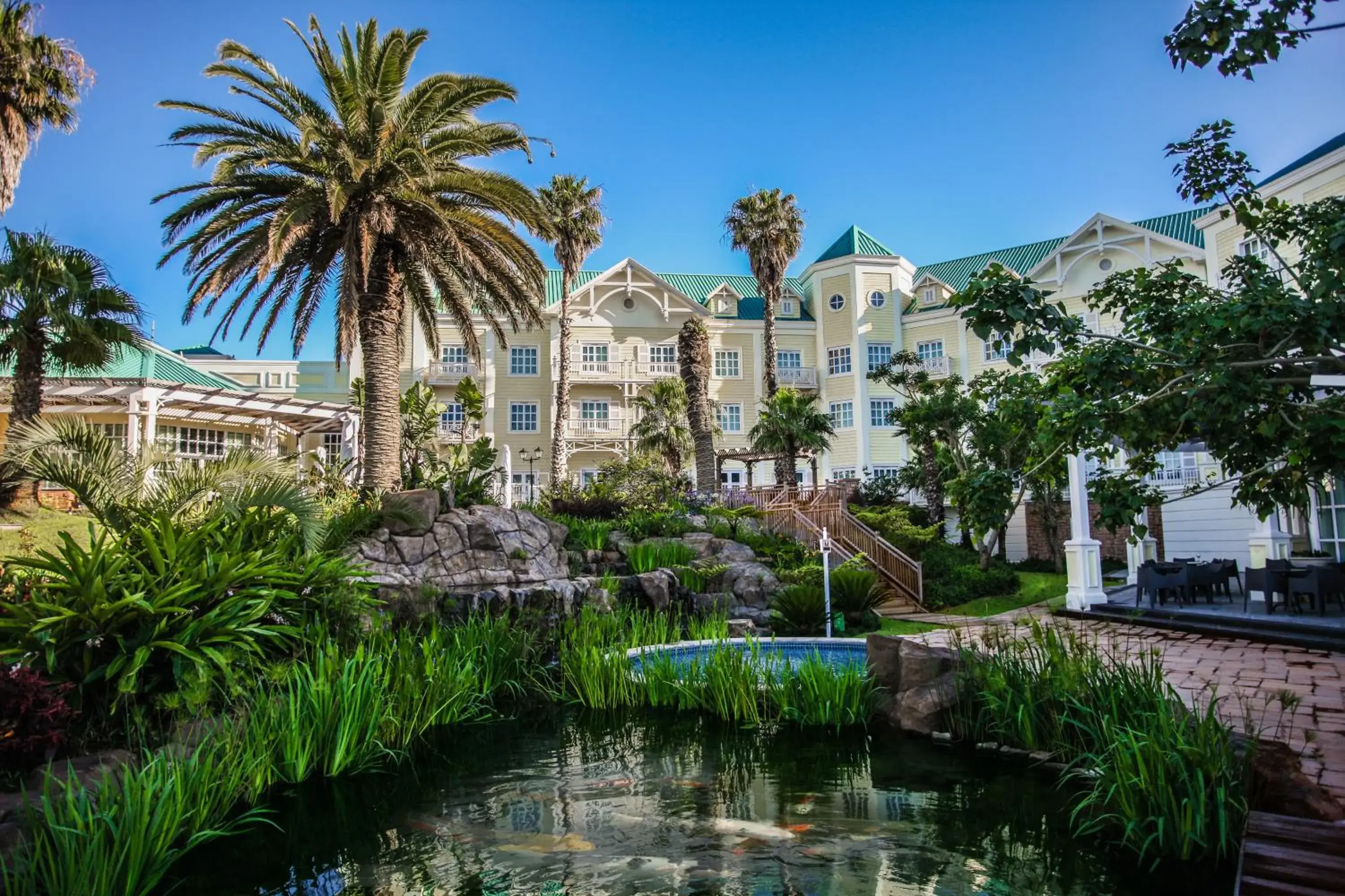 Garden in Hemingways Hotel Garden in Hemingways Hotel