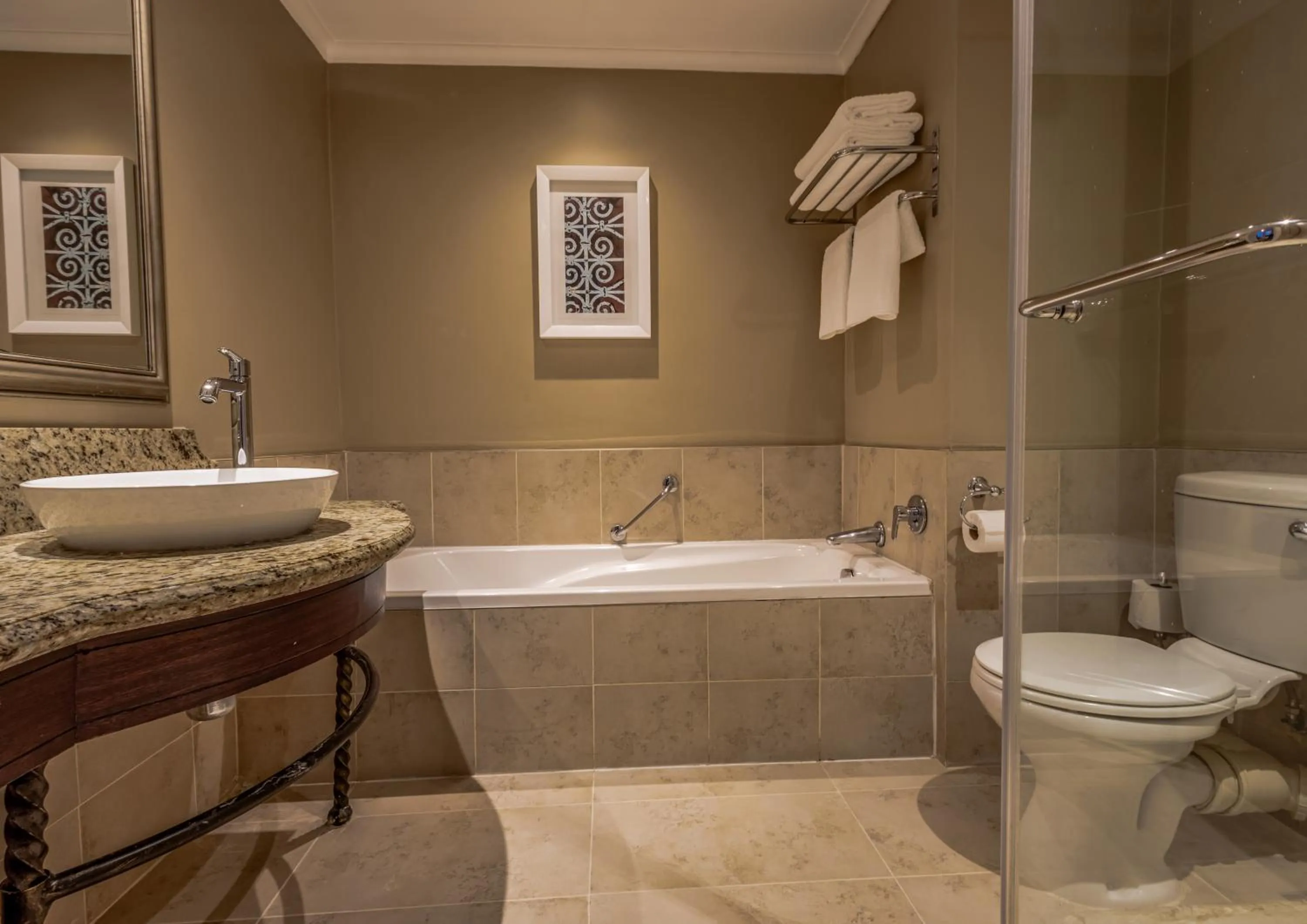 Bathroom in Hemingways Hotel