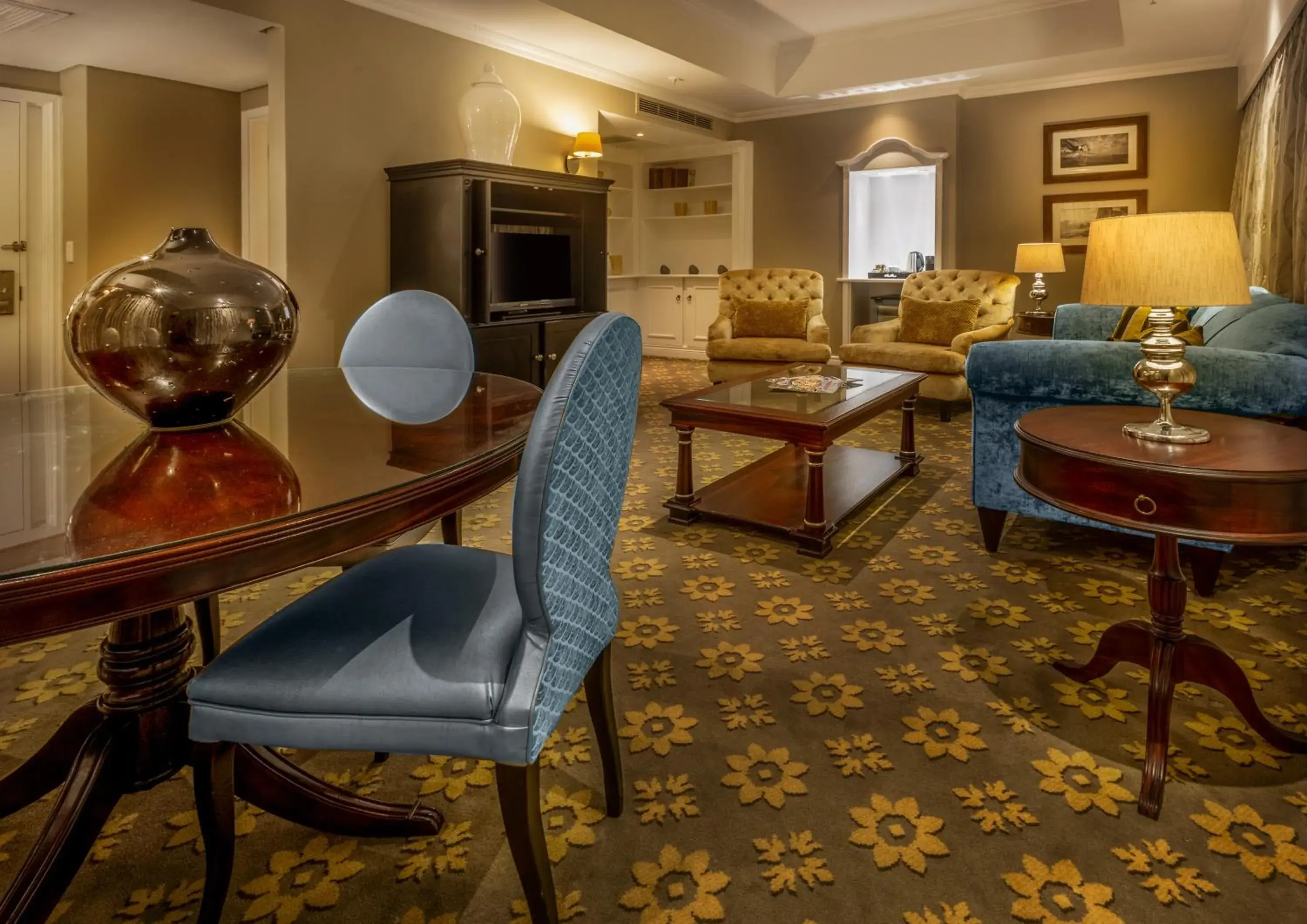 Presidential Suite in Hemingways Hotel Presidential Suite in Hemingways Hotel