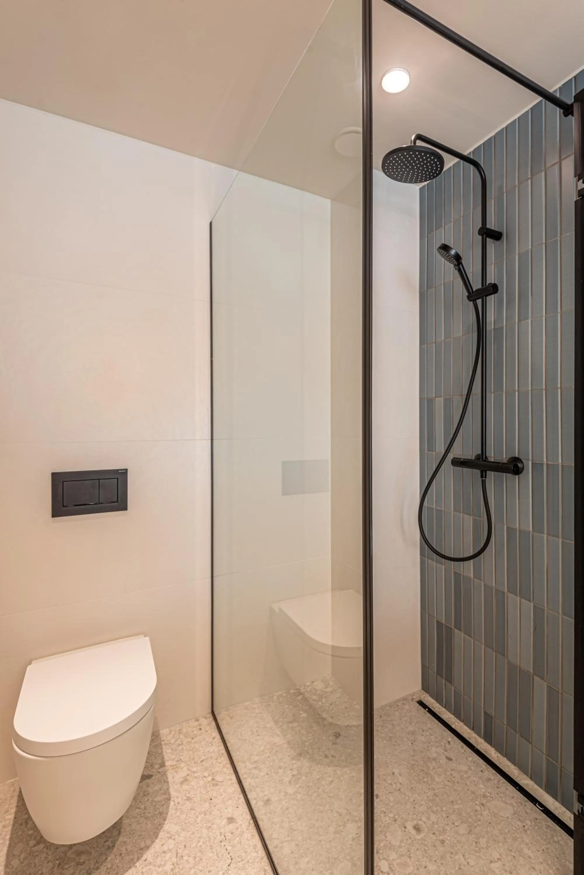 Shower in REED Boutique HOTEL & BISTRO