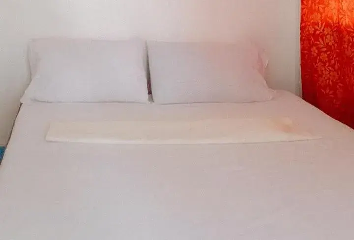 Standard Double Room in RedDoorz @ Jmalls Island Tourist Inn Dinagat Island Standard Double Room in RedDoorz @ Jmalls Island Tourist Inn Dinagat Island