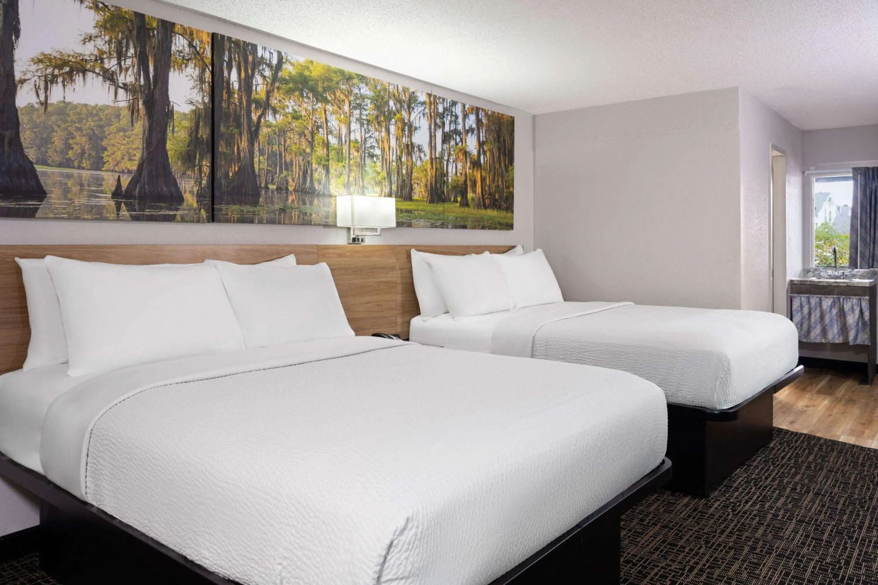 Photo of the whole room, Bed in Days Inn by Wyndham Salisbury, NC