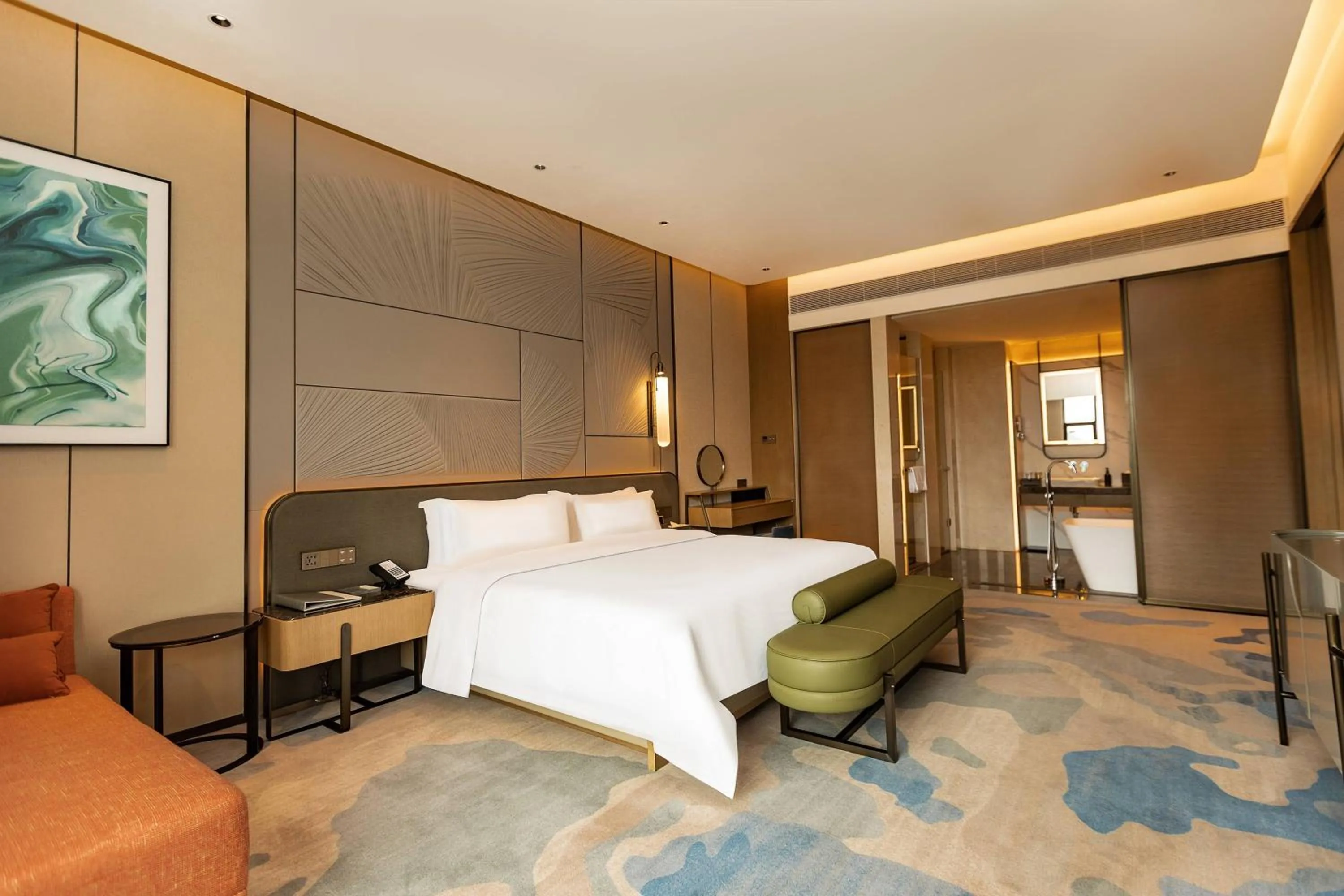 Bed in Wyndham Garden Gaozhou