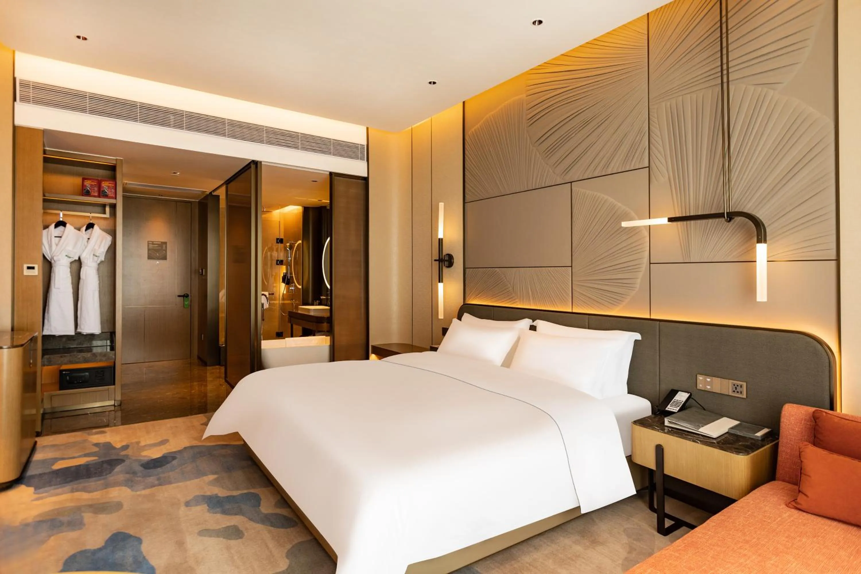 Bed in Wyndham Garden Gaozhou