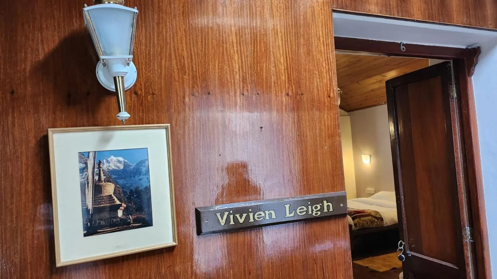 Logo/Certificate/Sign in Ivanhoe Hotel (A Heritage Property)