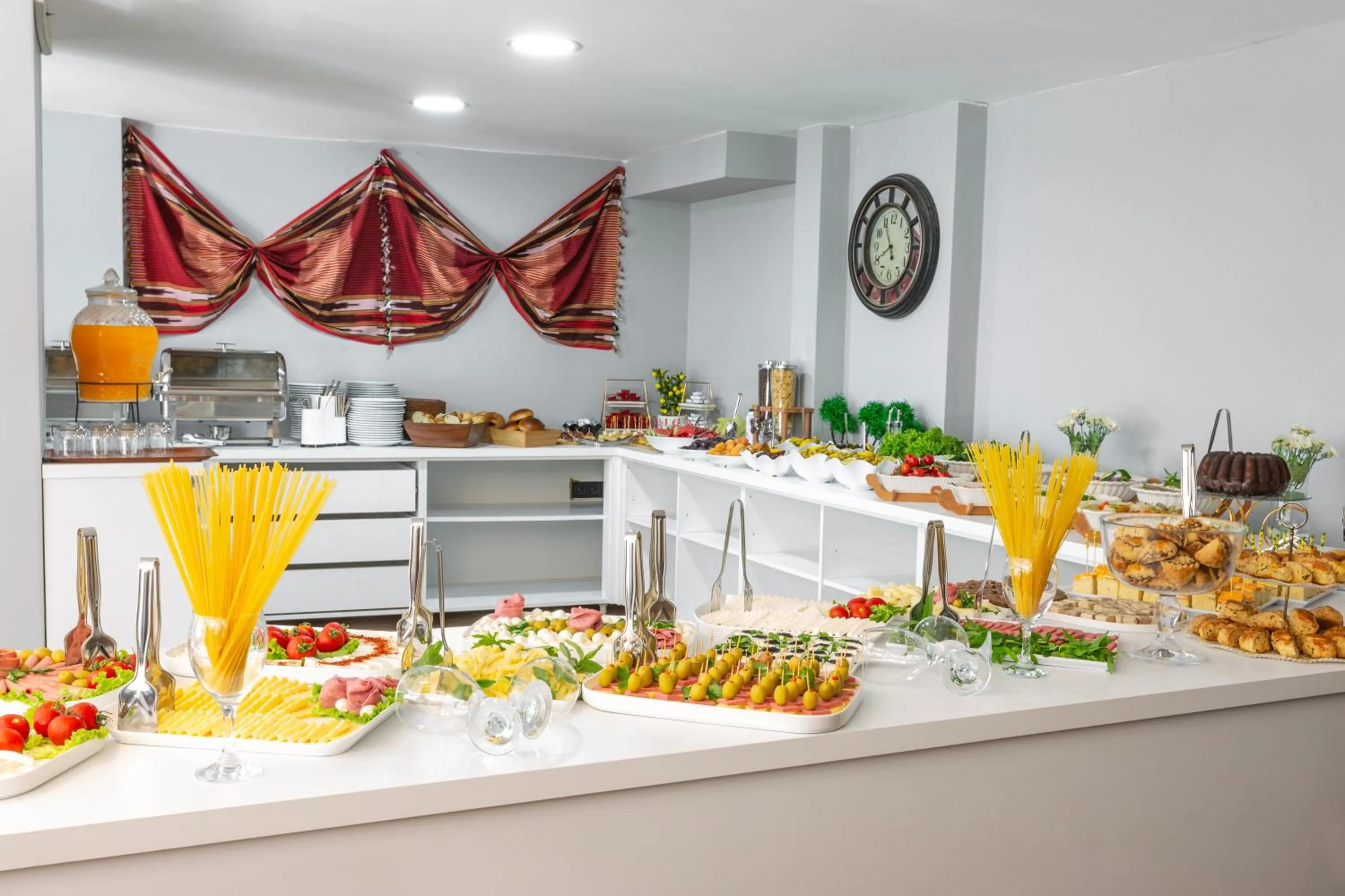 Food and drinks in North Star Hotel