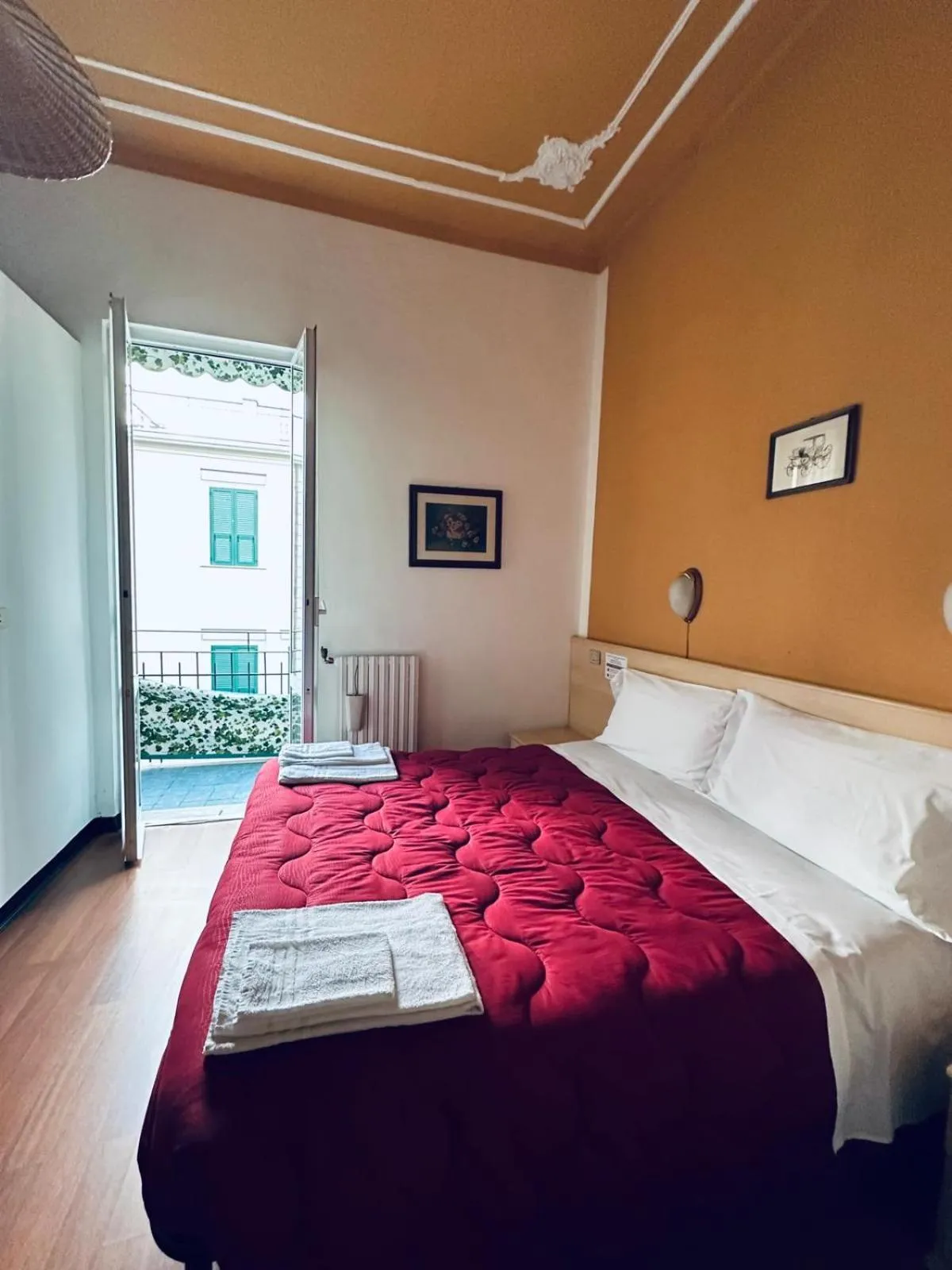 Bed in Hotel Villa Marosa