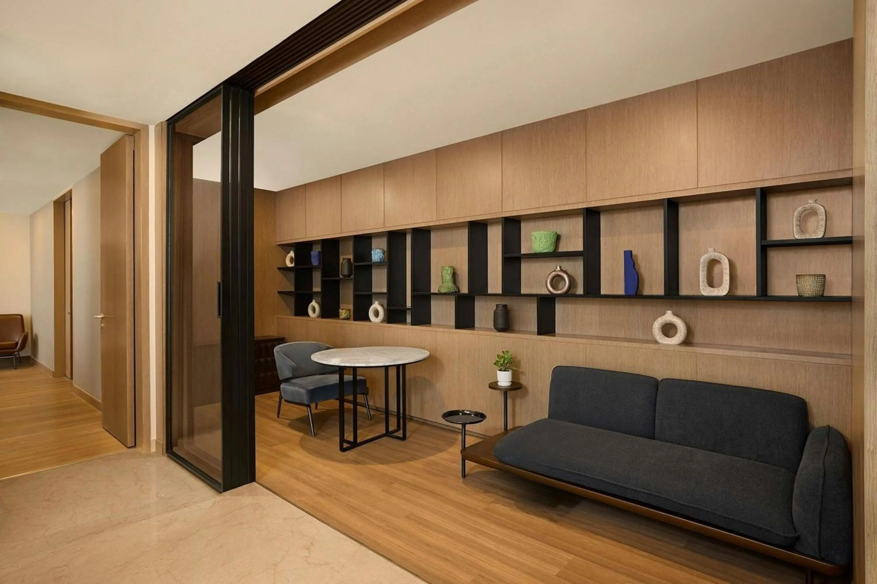 Photo of the whole room in Le Méridien Navi Mumbai