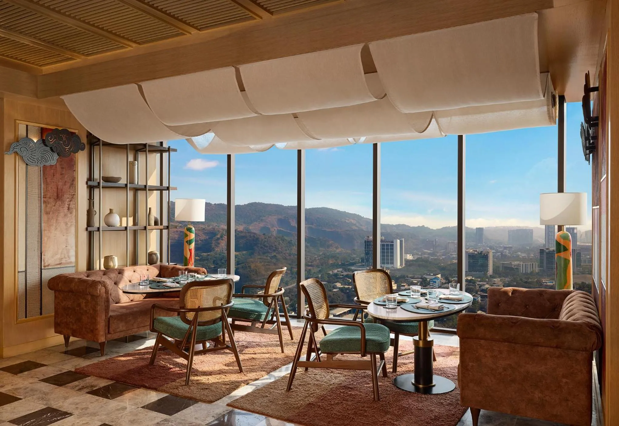 Restaurant/places to eat in Marriott Executive Apartments Navi Mumbai