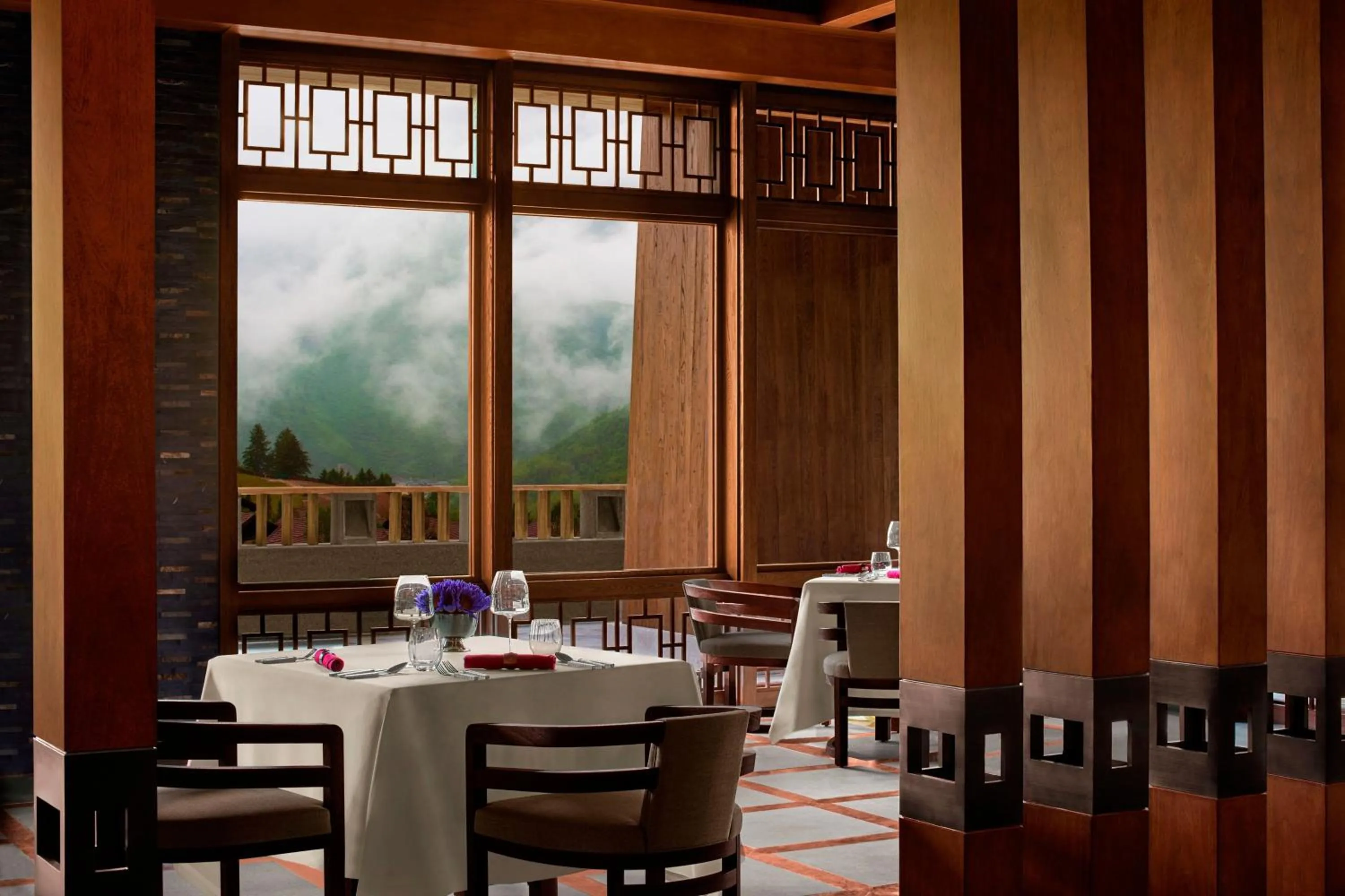Restaurant/places to eat in Rissai Valley, a Ritz-Carlton Reserve