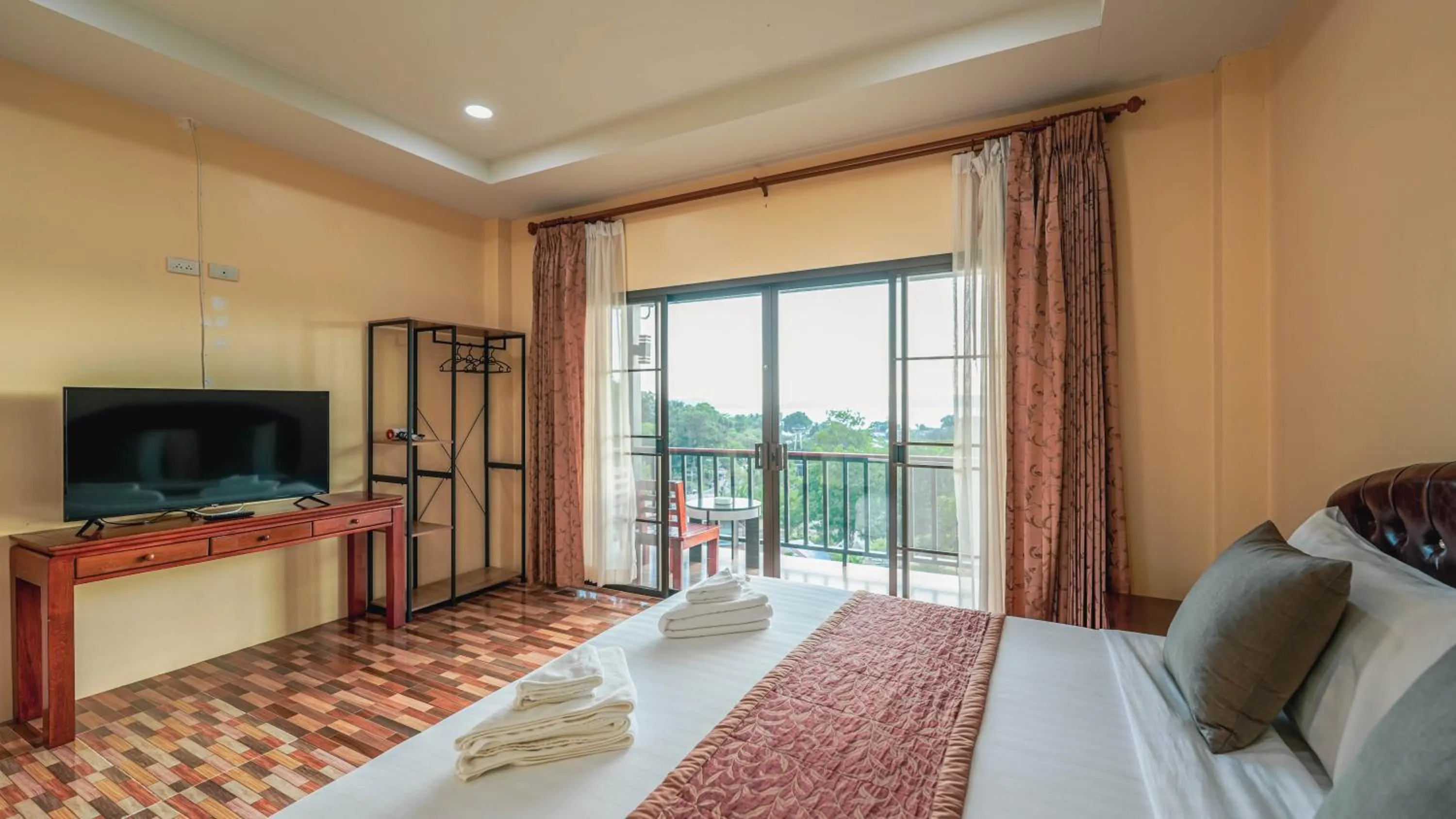 Bed in So View Phuket Resort