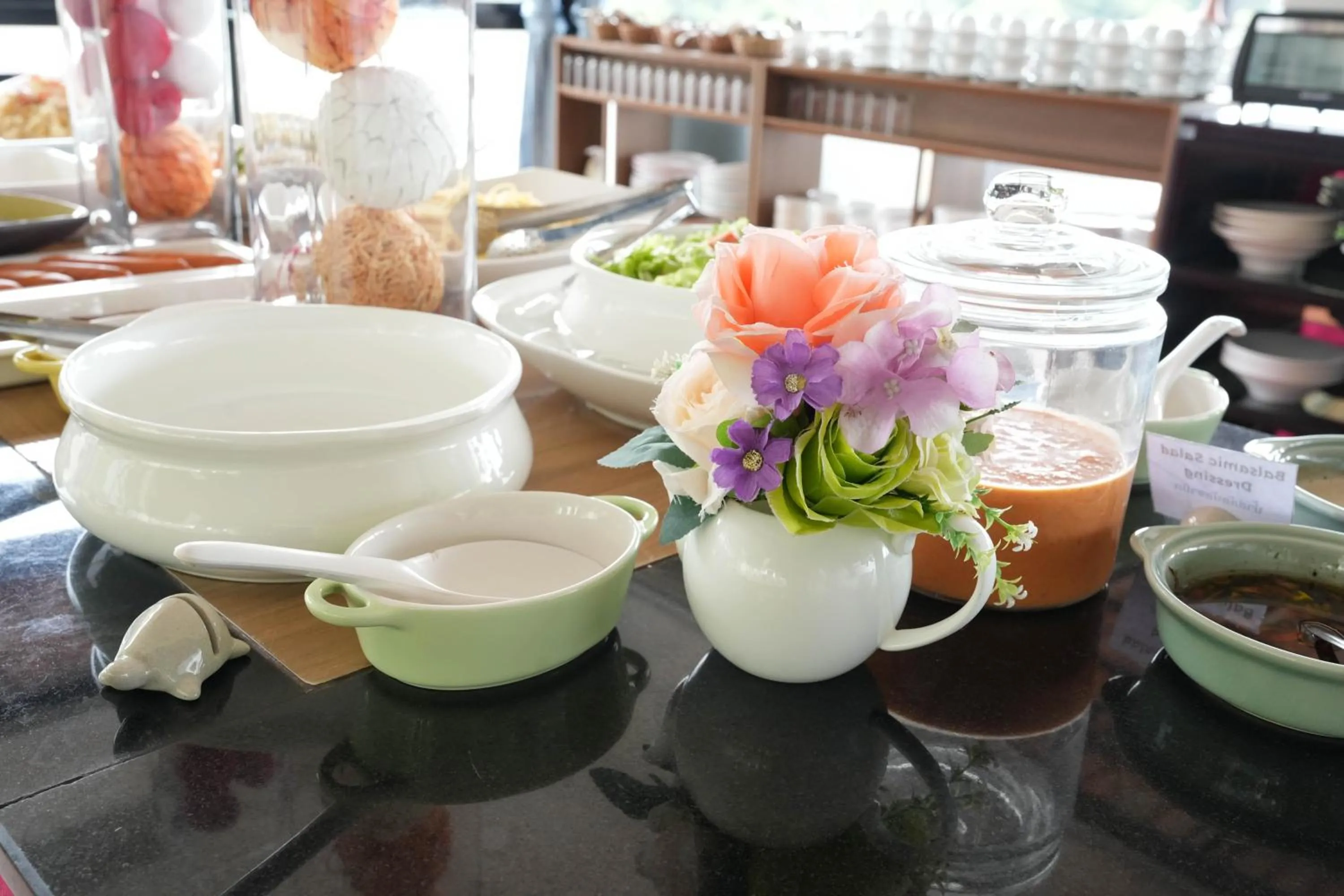 Food and drinks in So View Phuket Resort