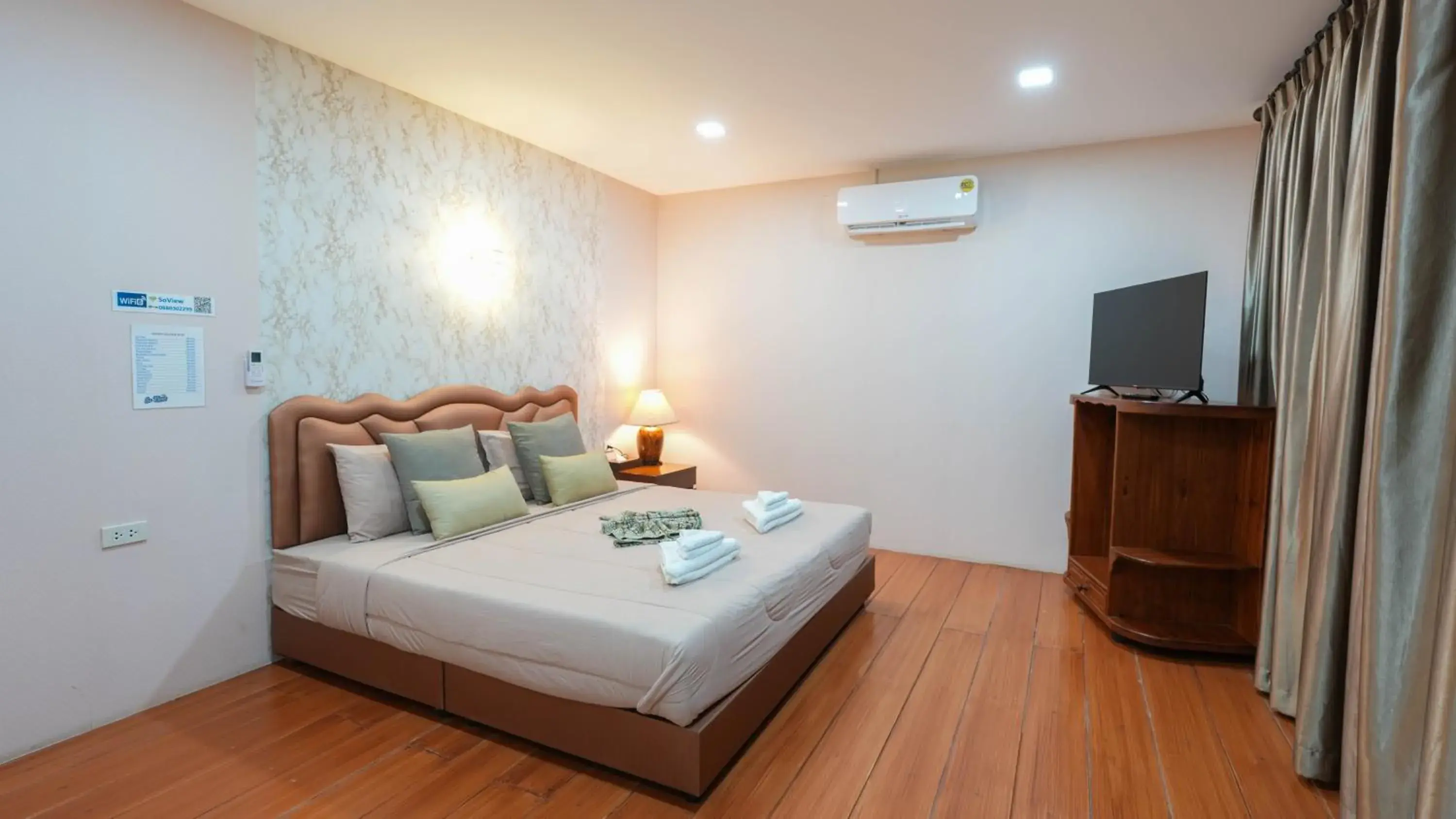 King Room with Balcony in So View Phuket Resort King Room with Balcony in So View Phuket Resort