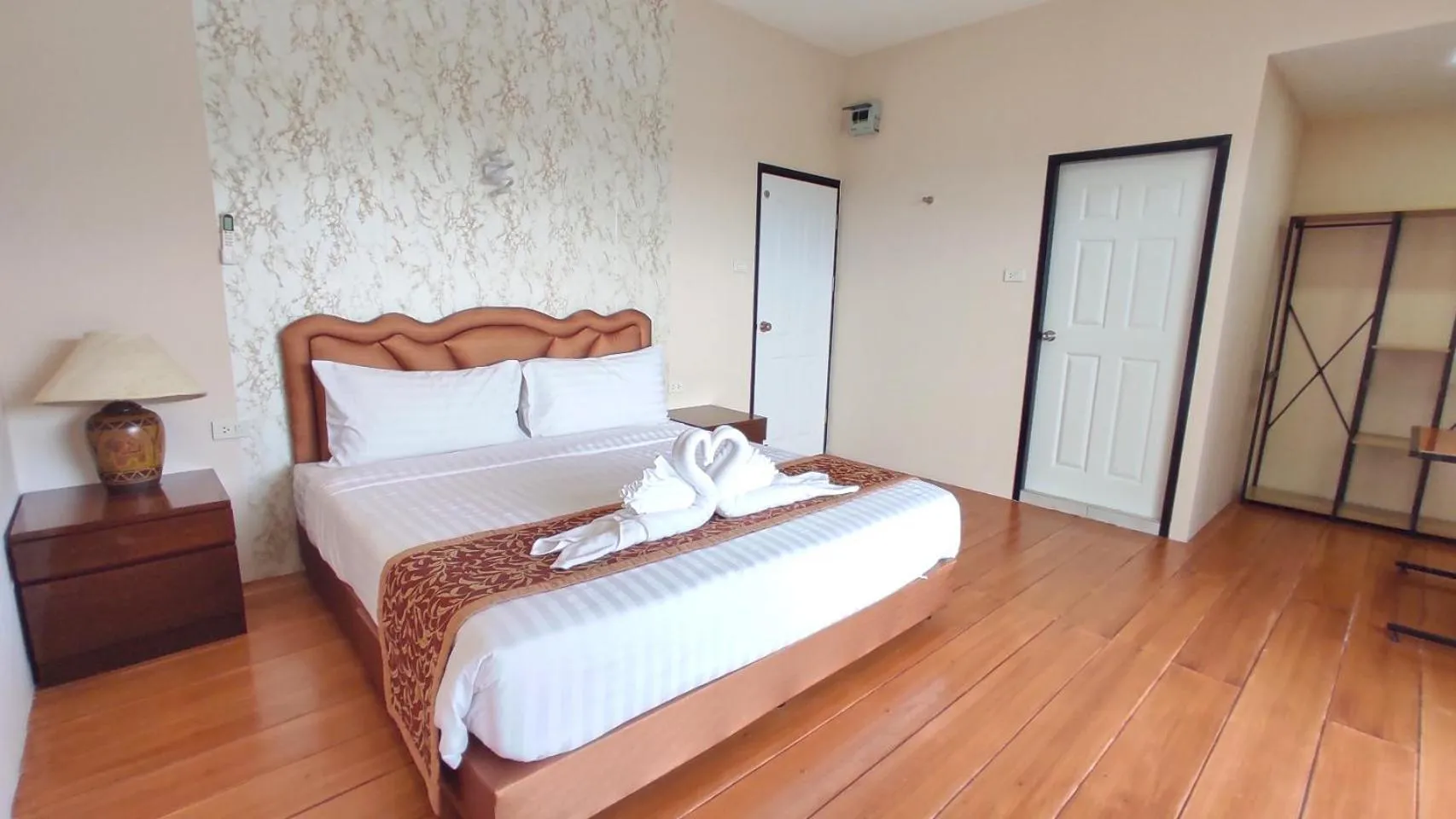 Bedroom, Bed in So View Phuket Resort
