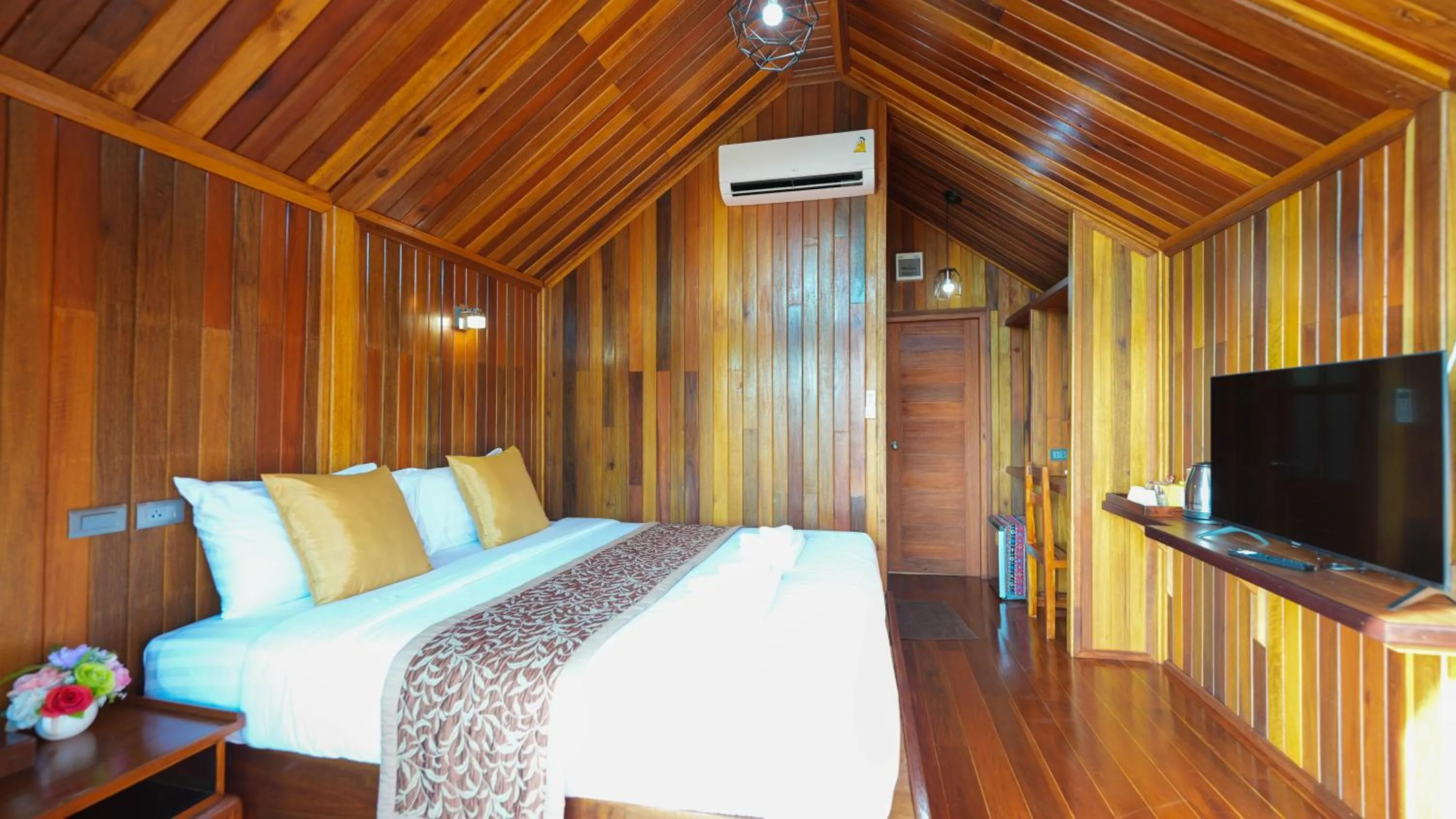 Bed in So View Phuket Resort