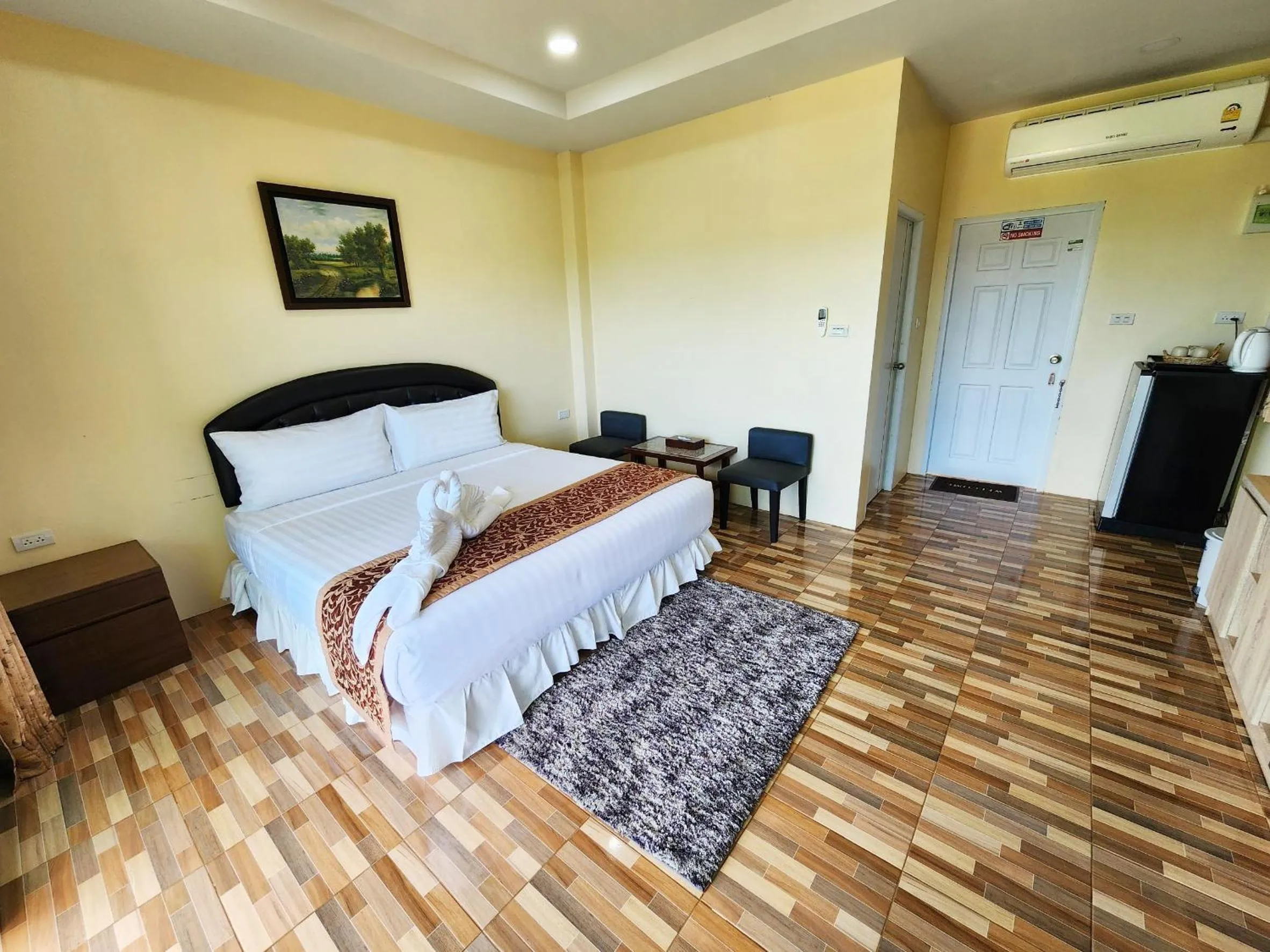 Bed in So View Phuket Resort