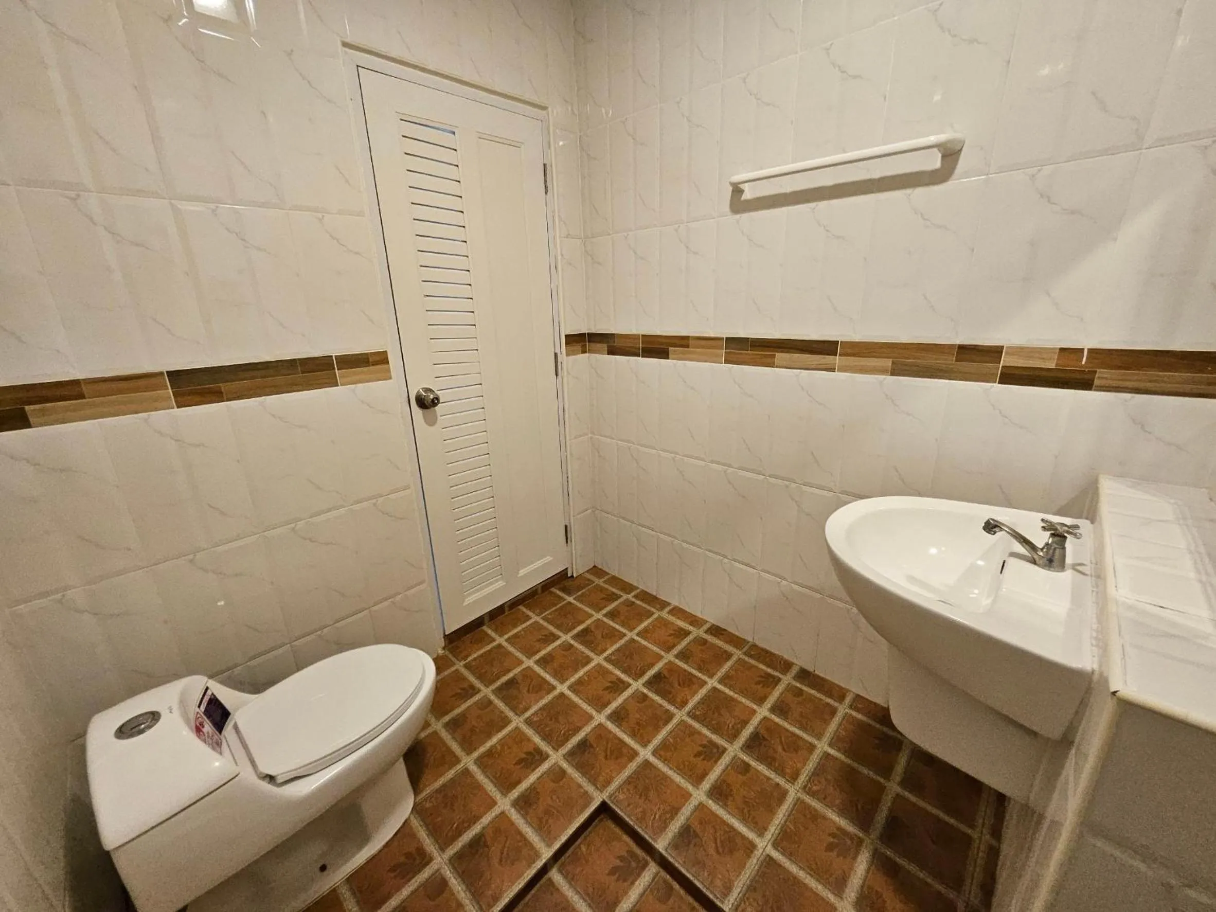 Bathroom in So View Phuket Resort