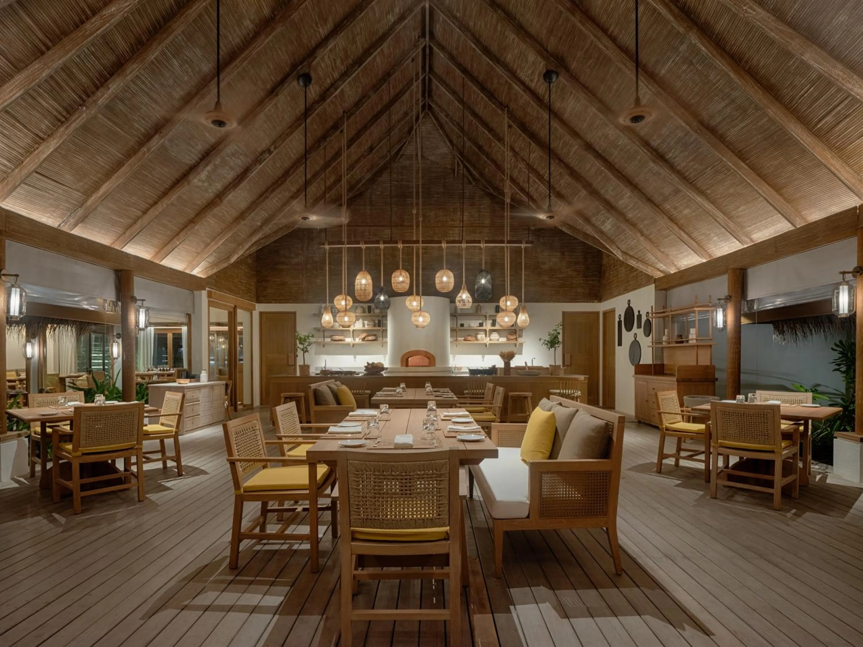 Restaurant/places to eat in Six Senses Kanuhura
