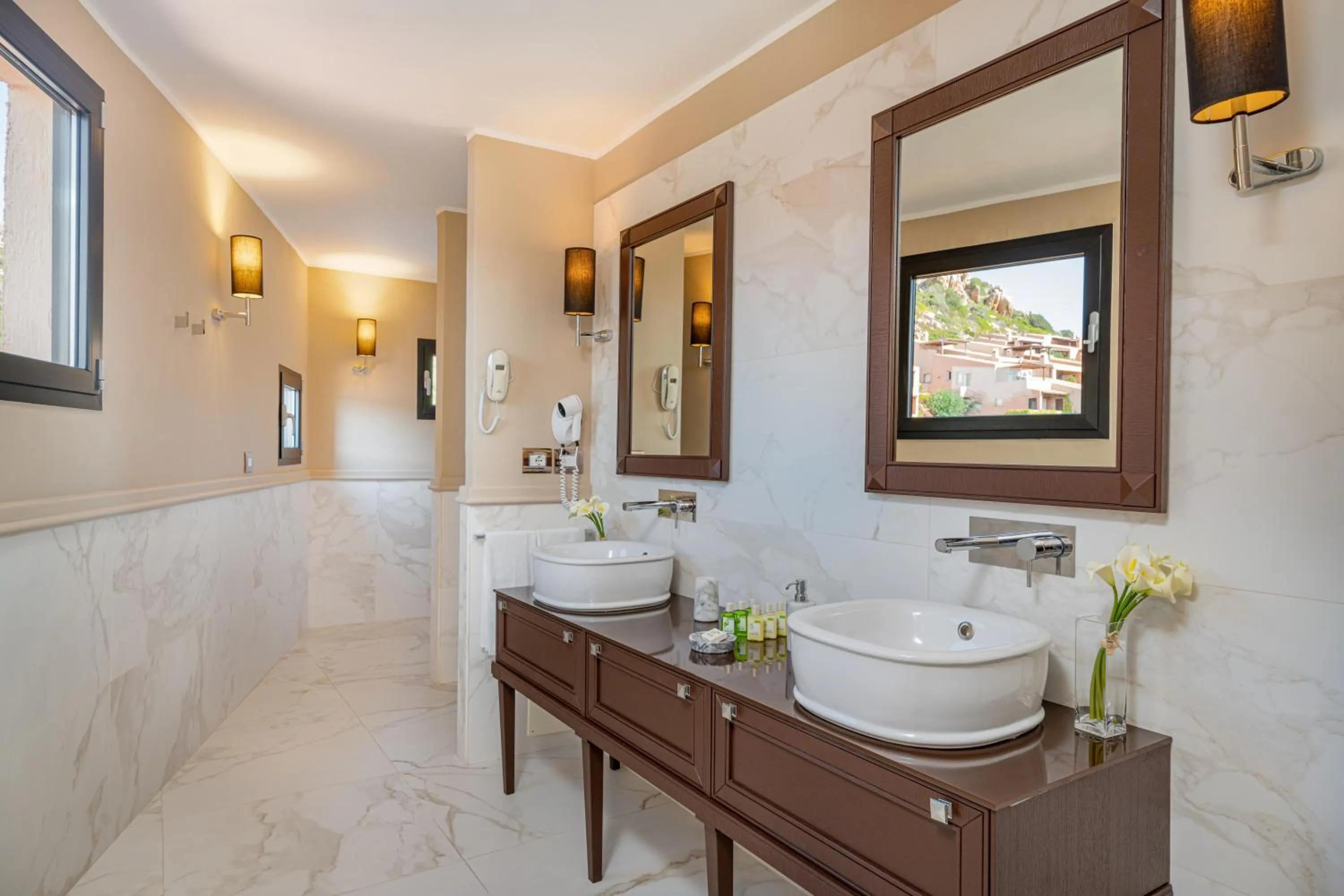 Bathroom in Hotel Cala Lunga