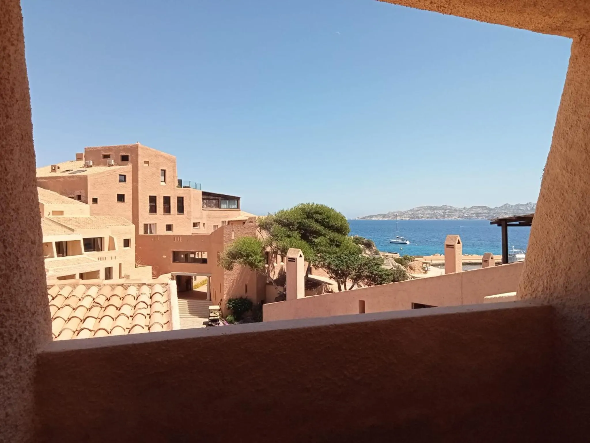 Property building in Hotel Cala Lunga