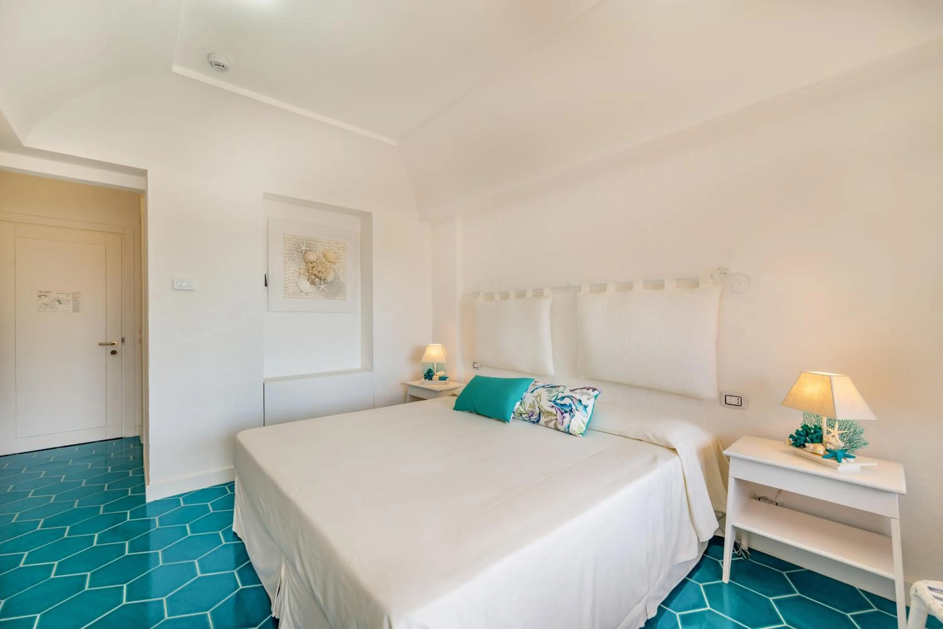 Bed in Hotel Cala Lunga