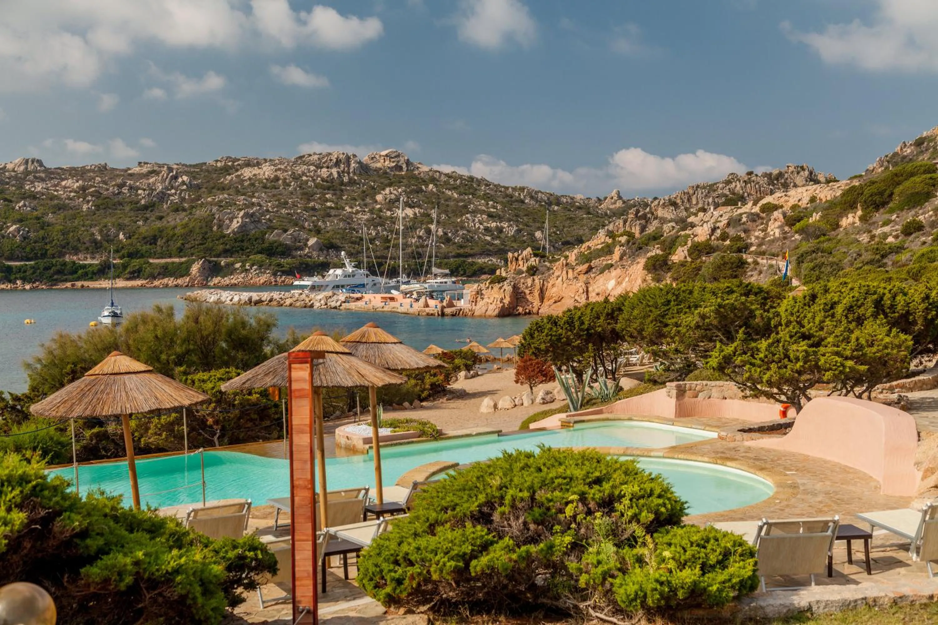 Pool view in Hotel Cala Lunga