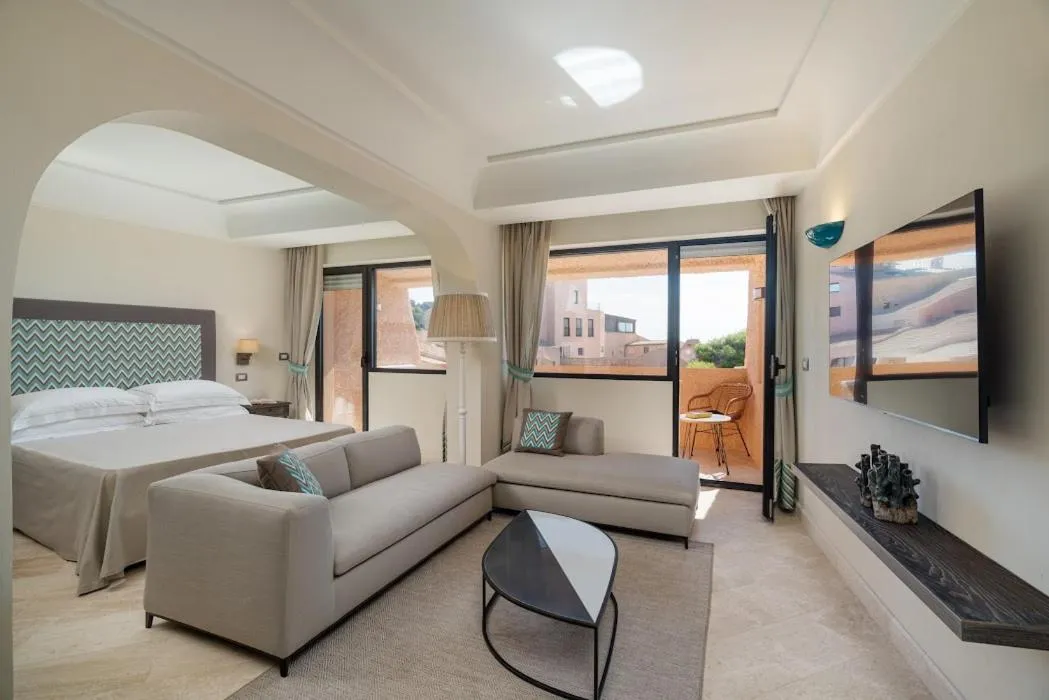 Bed in Hotel Cala Lunga