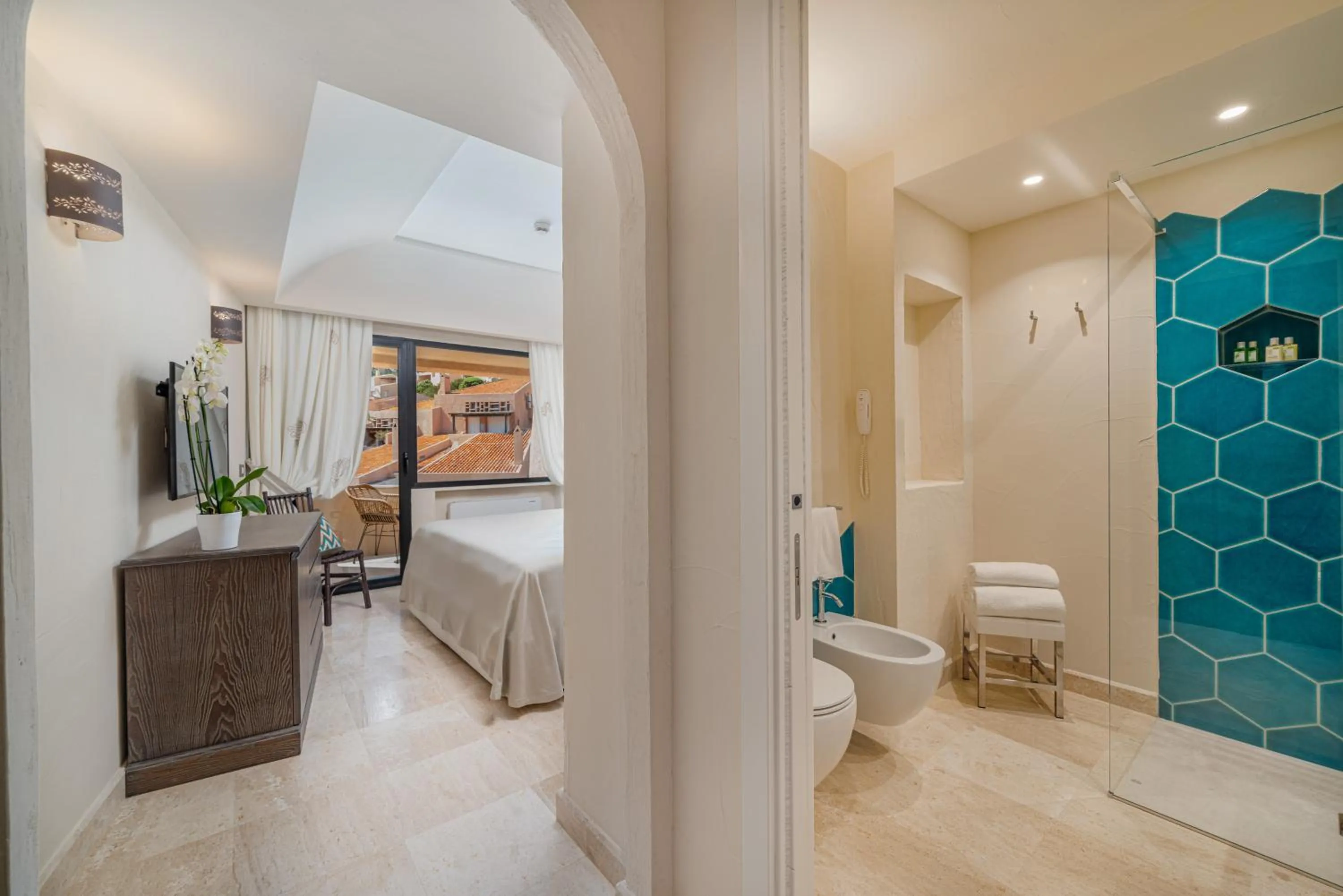 Bed in Hotel Cala Lunga