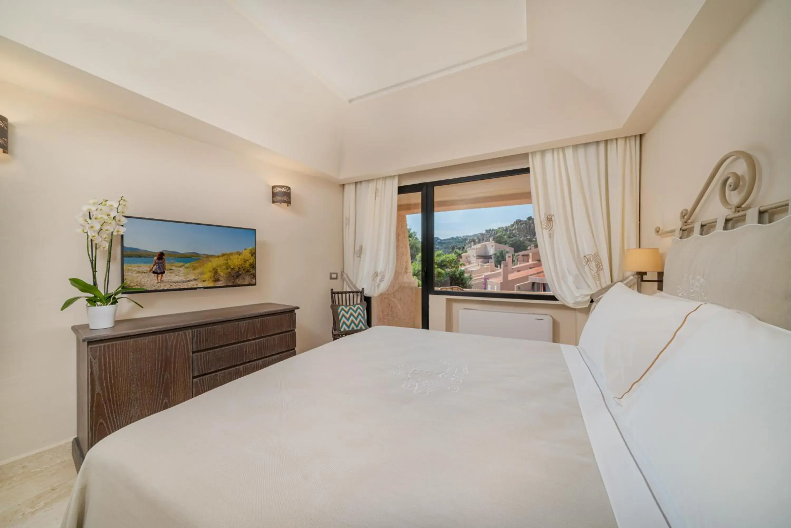 Prestige Double Room with Partial Sea View in Hotel Cala Lunga Prestige Double Room with Partial Sea View in Hotel Cala Lunga