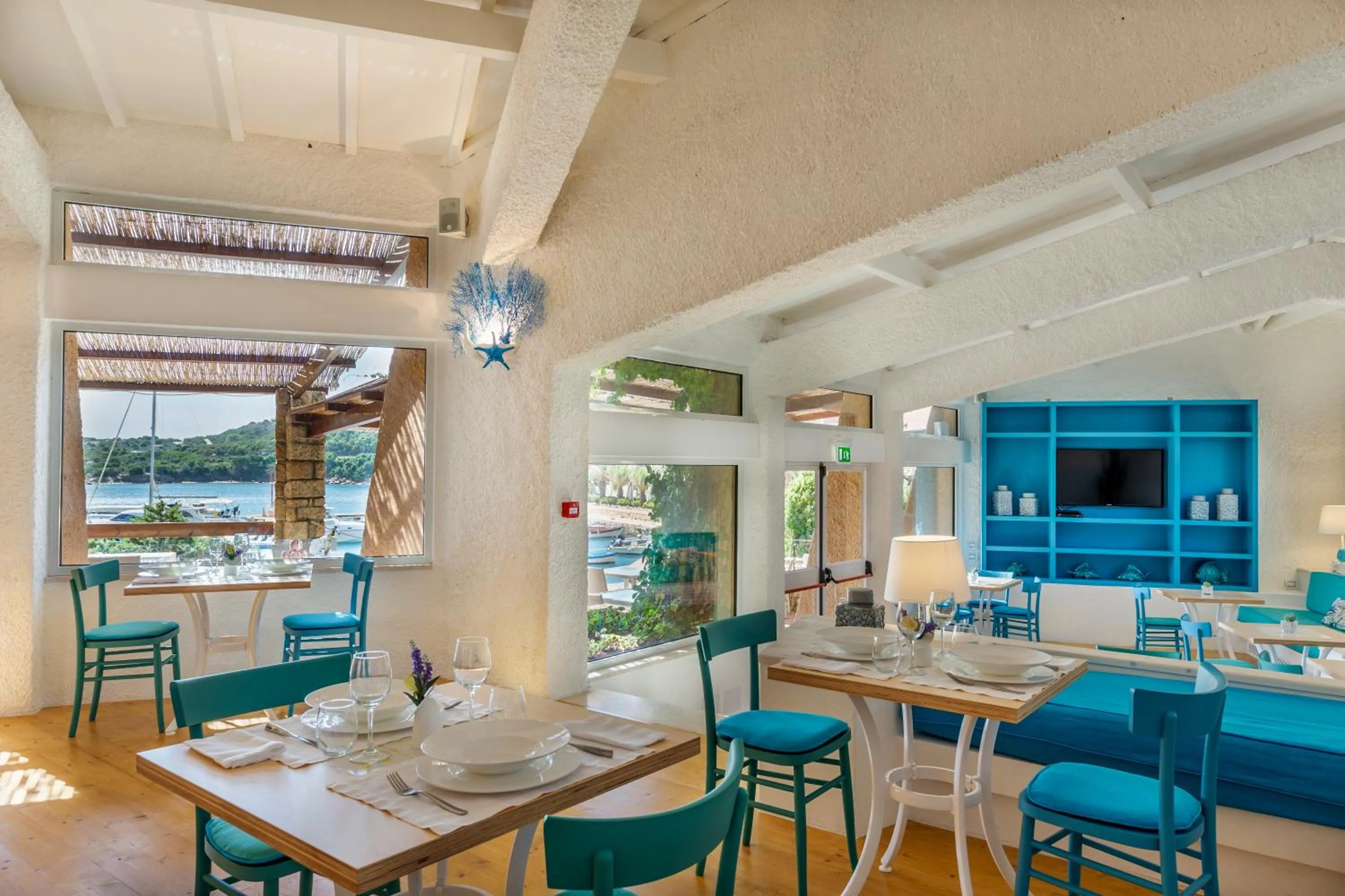 Restaurant/places to eat in Hotel Cala Lunga