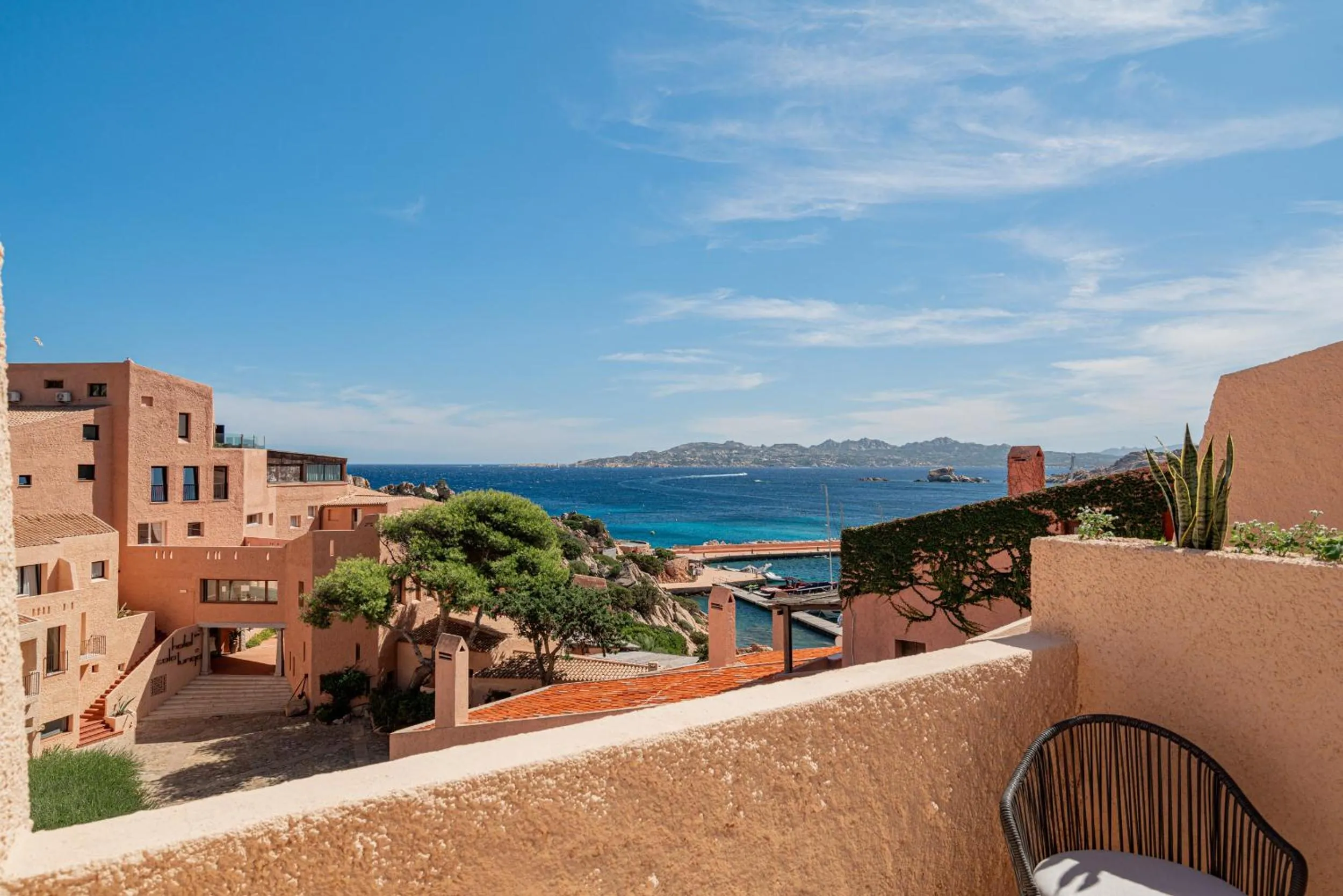 Property building in Hotel Cala Lunga