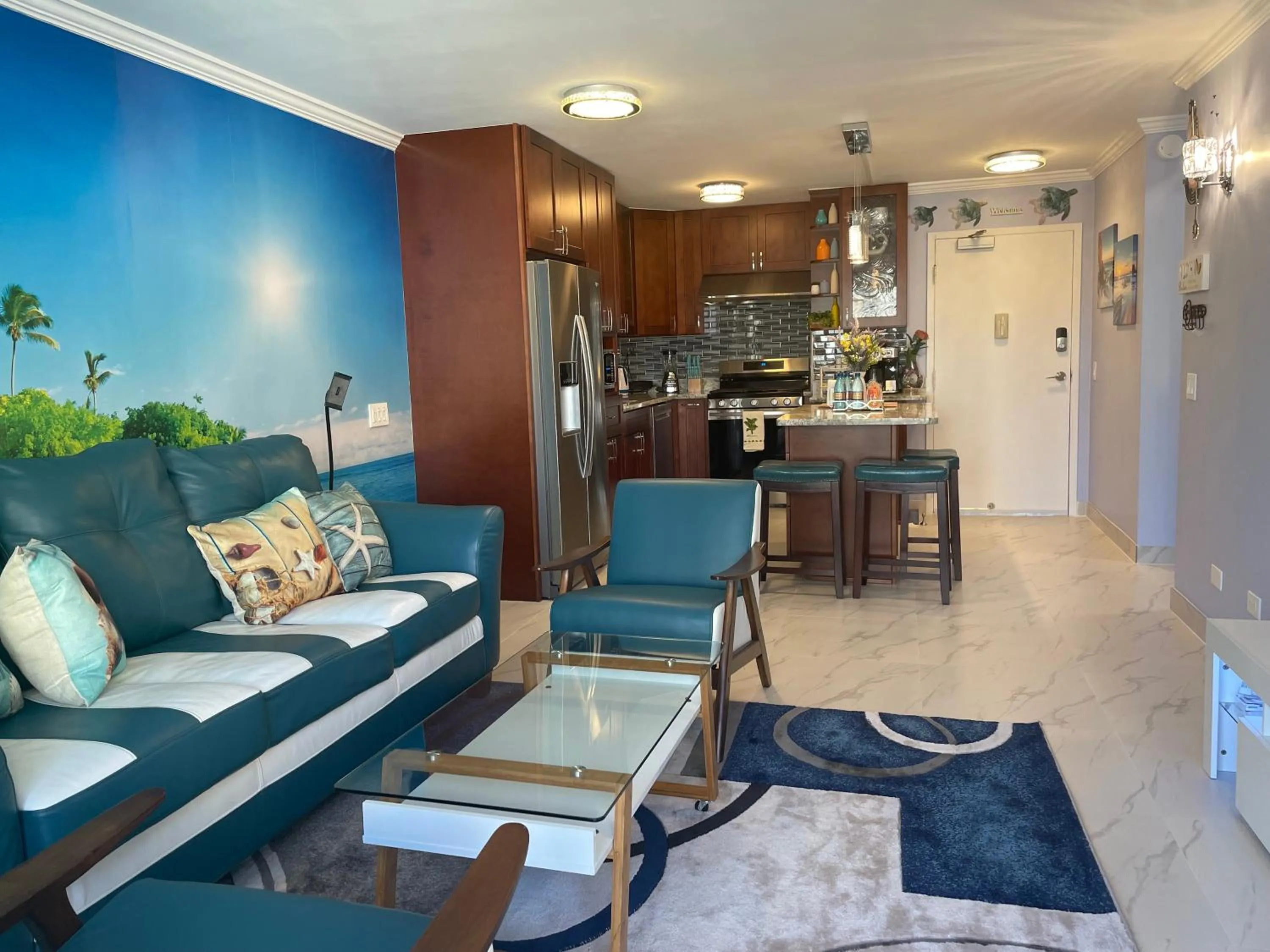 Amazing waikiki Beach condo 2Bed2Bath+free Parking