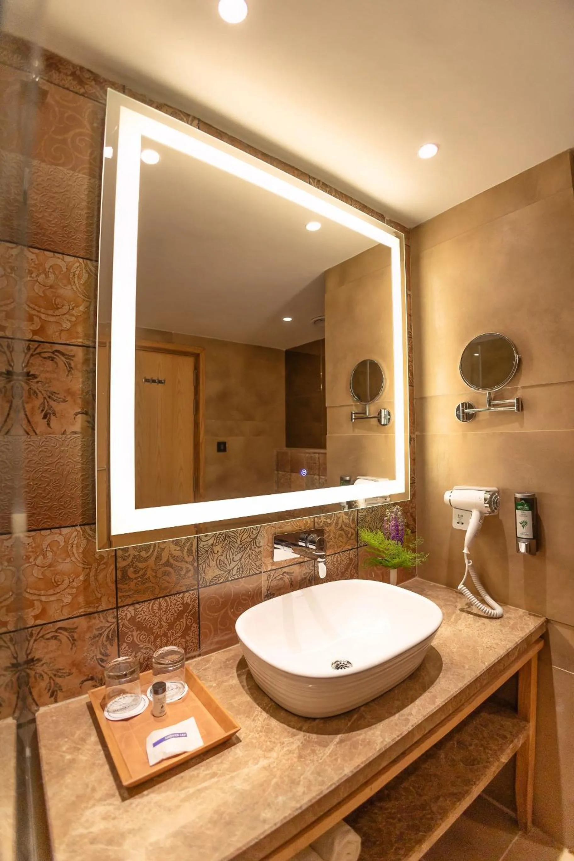 Bathroom in Presidium Sarovar Premiere Dalhousie