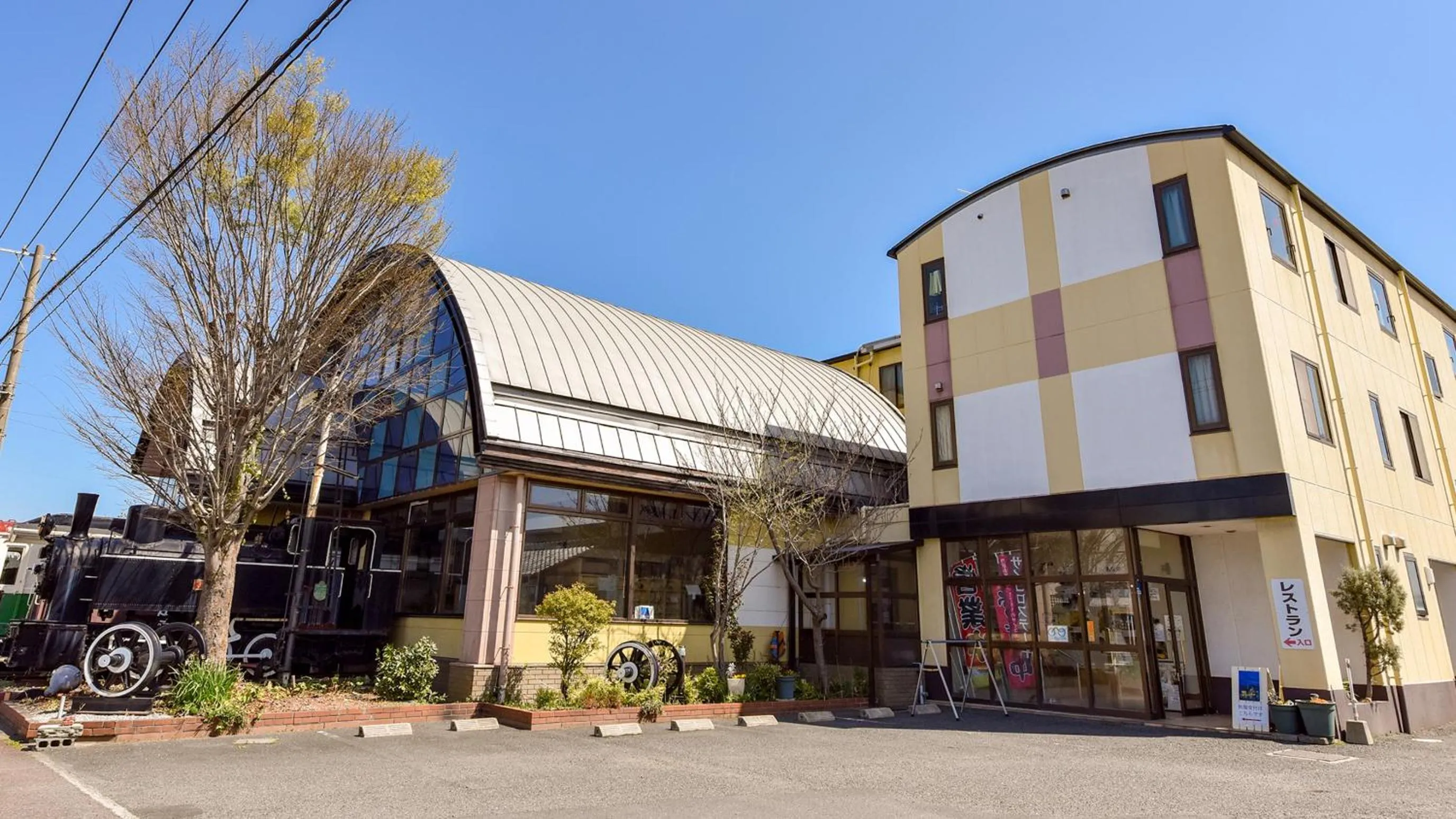Property building in Shokudo and Hotel Kisyapoppo