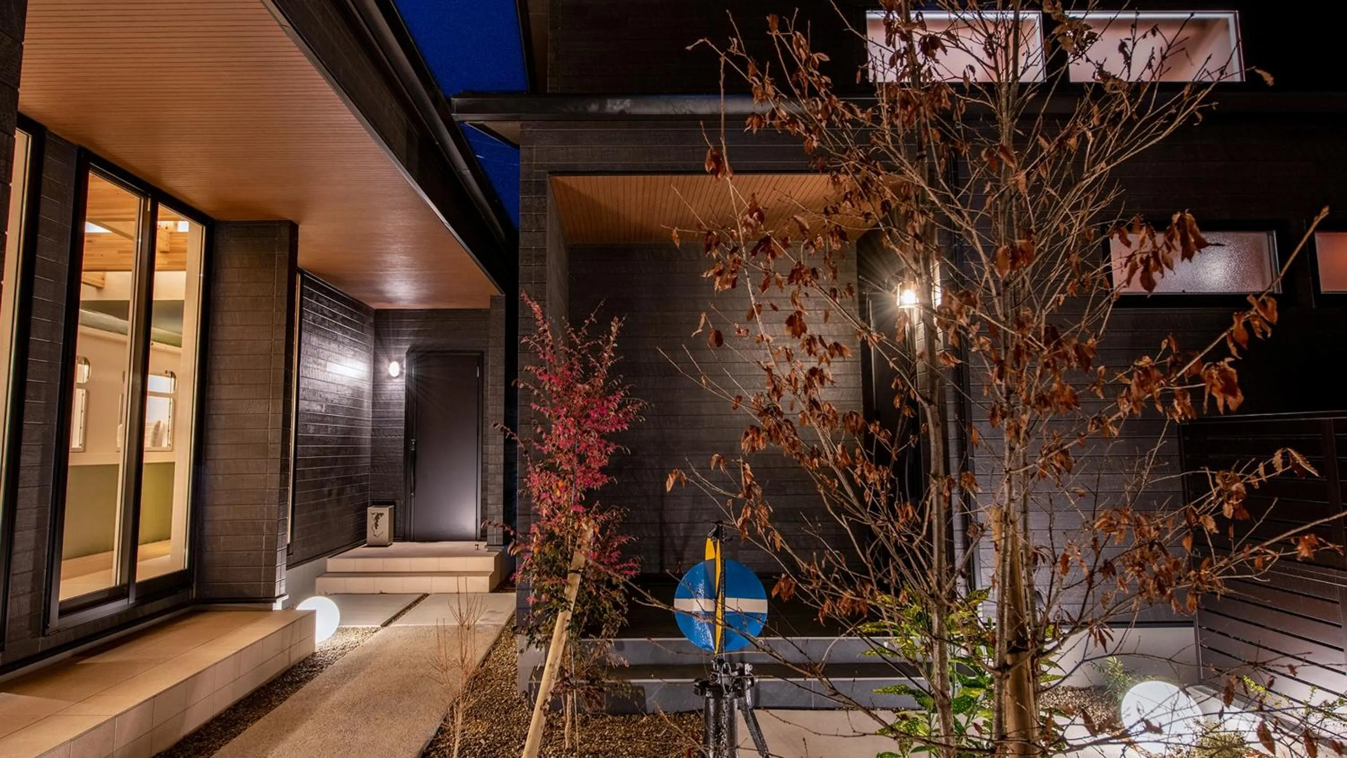 Property building in Shokudo and Hotel Kisyapoppo