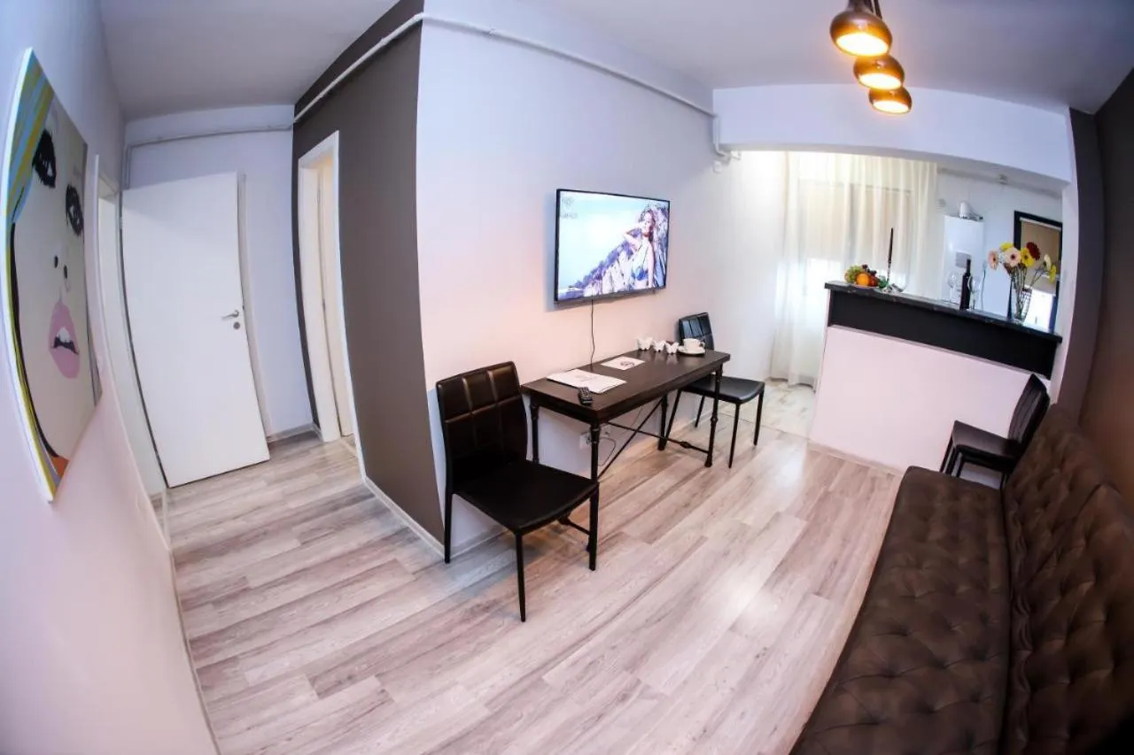 Metropolitan Iassium Apartments