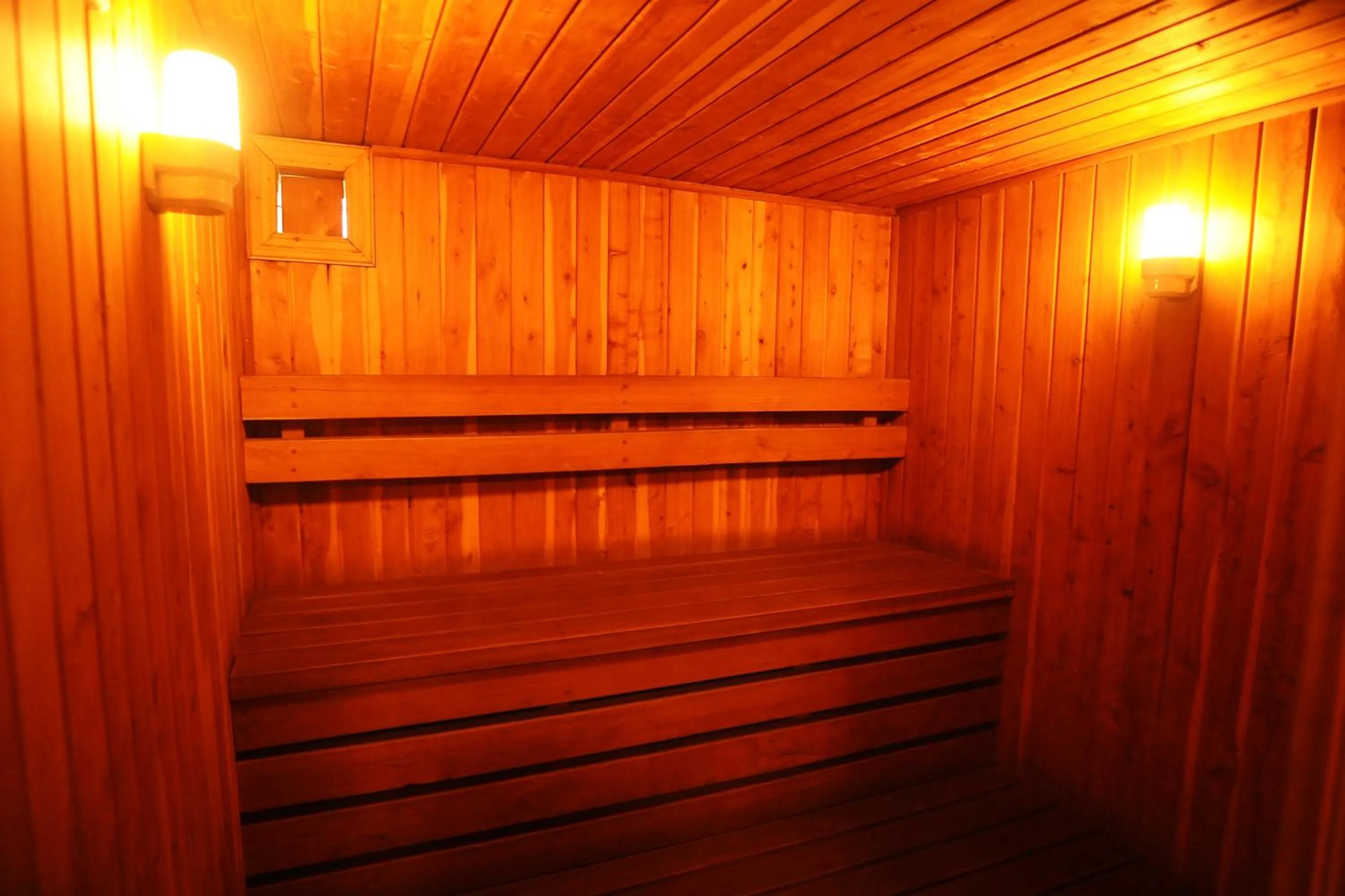 Spa and wellness centre/facilities in Kenya Comfort Hotel