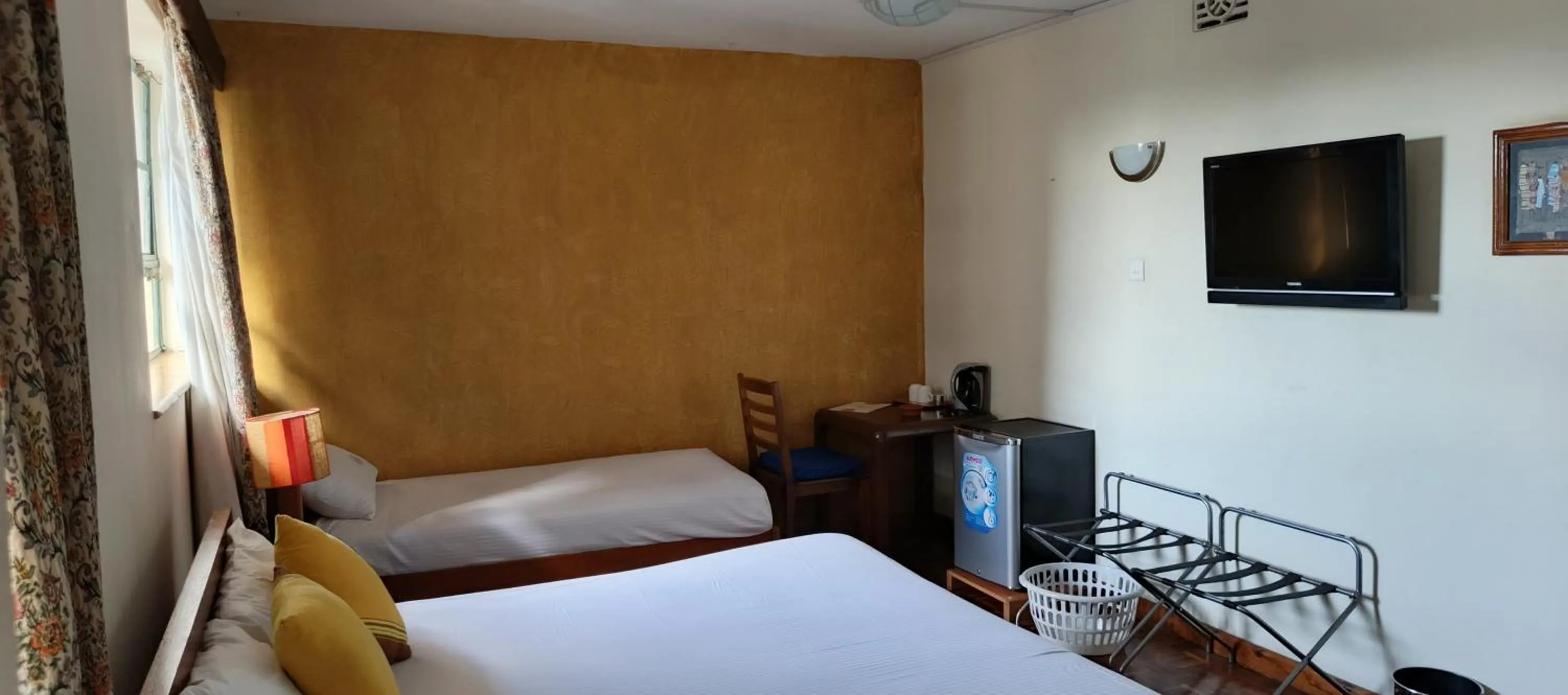 TV and multimedia, Bed in Kenya Comfort Hotel